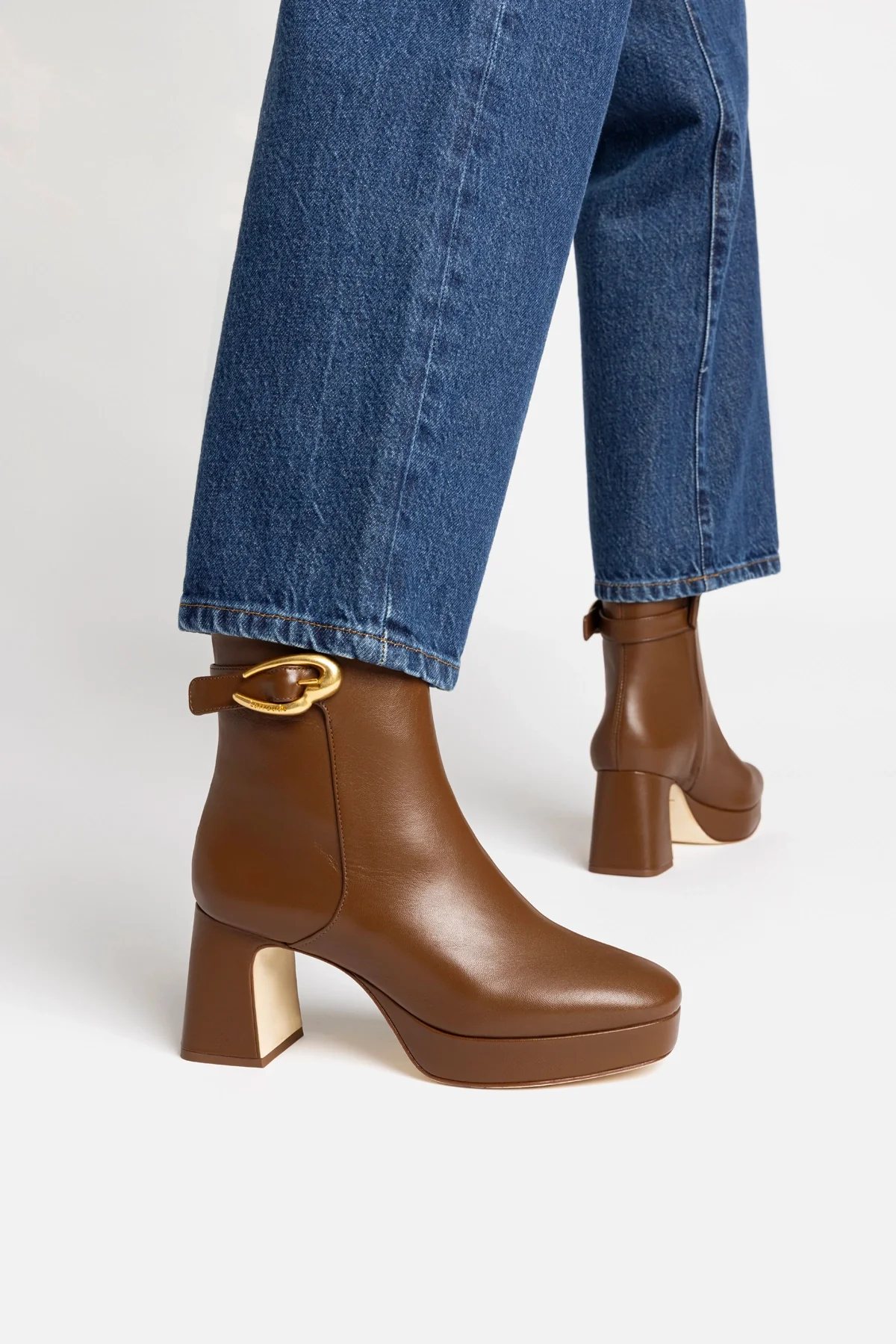 Dolly Verona Low Boot In Burnt Umber Leather