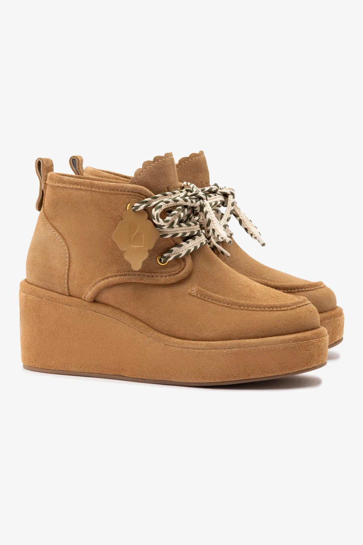 Chani Wedge In Peanut Suede
