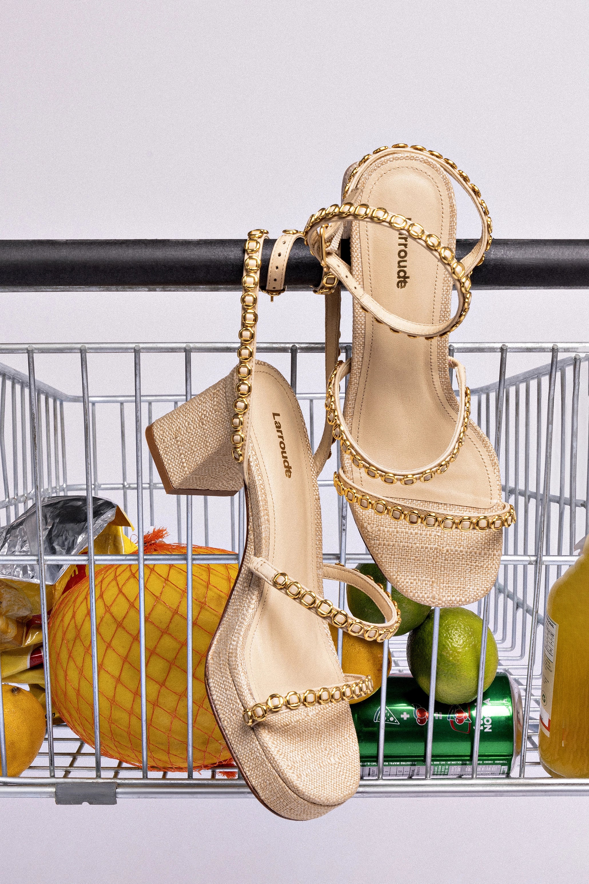 Gio Milanina Sandal In Beige Raffia