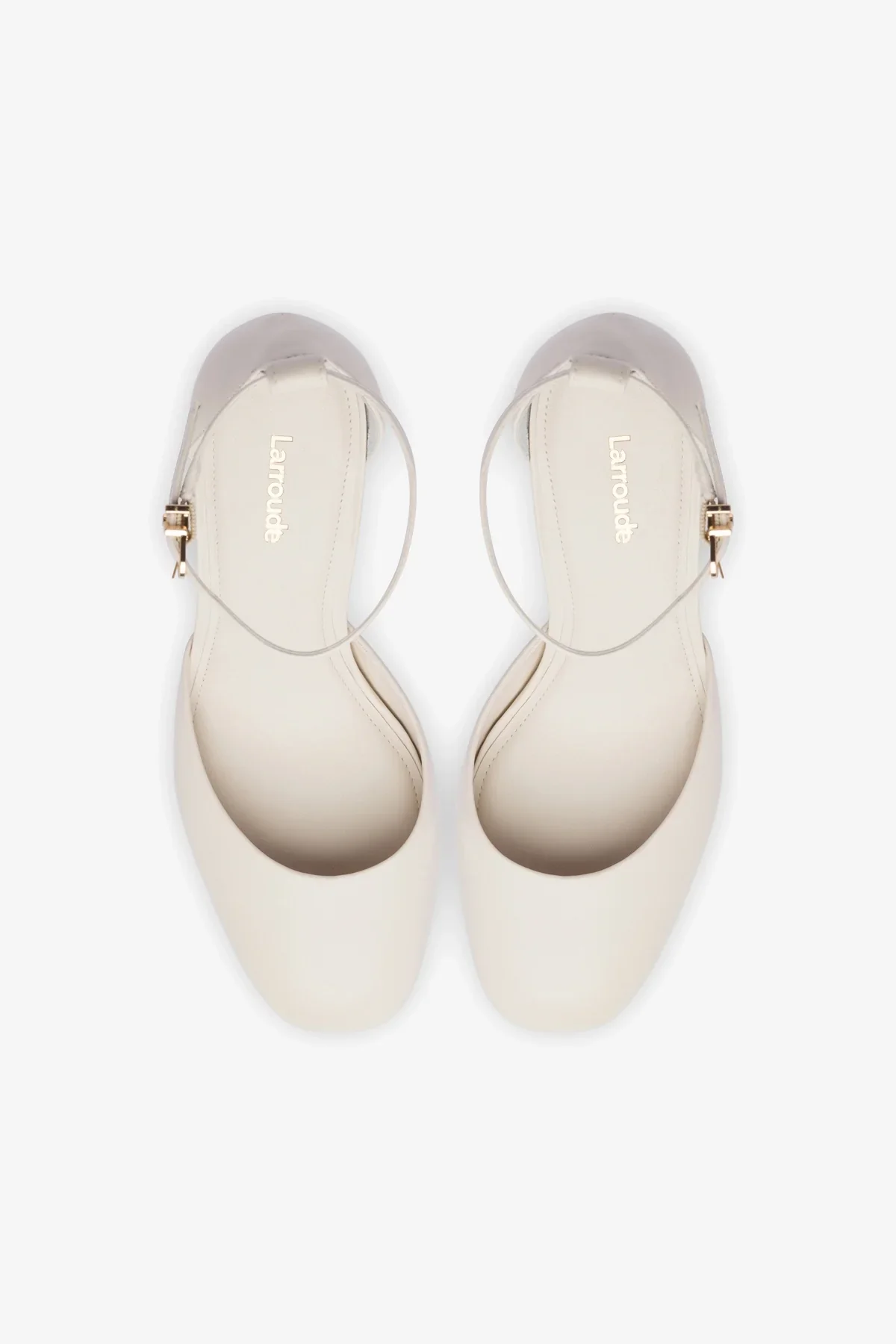 Ari Pump In Ivory Leather
