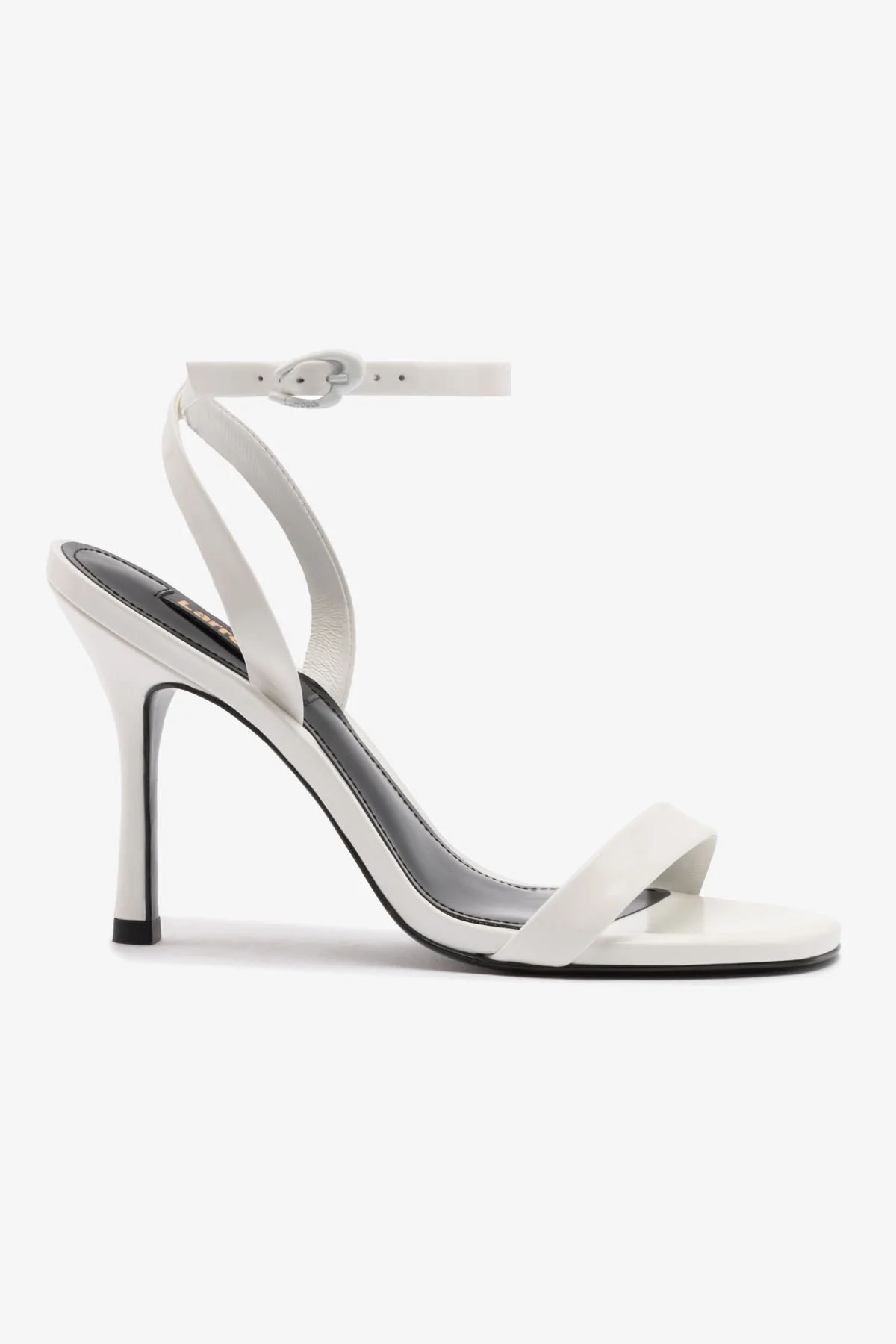 Veronina Sandal In White Patent Leather