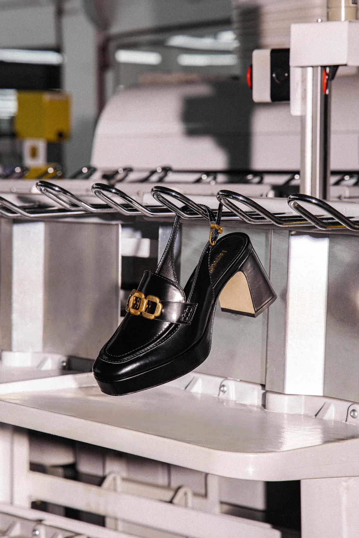 Harrington Loafer Low In Black Box Leather