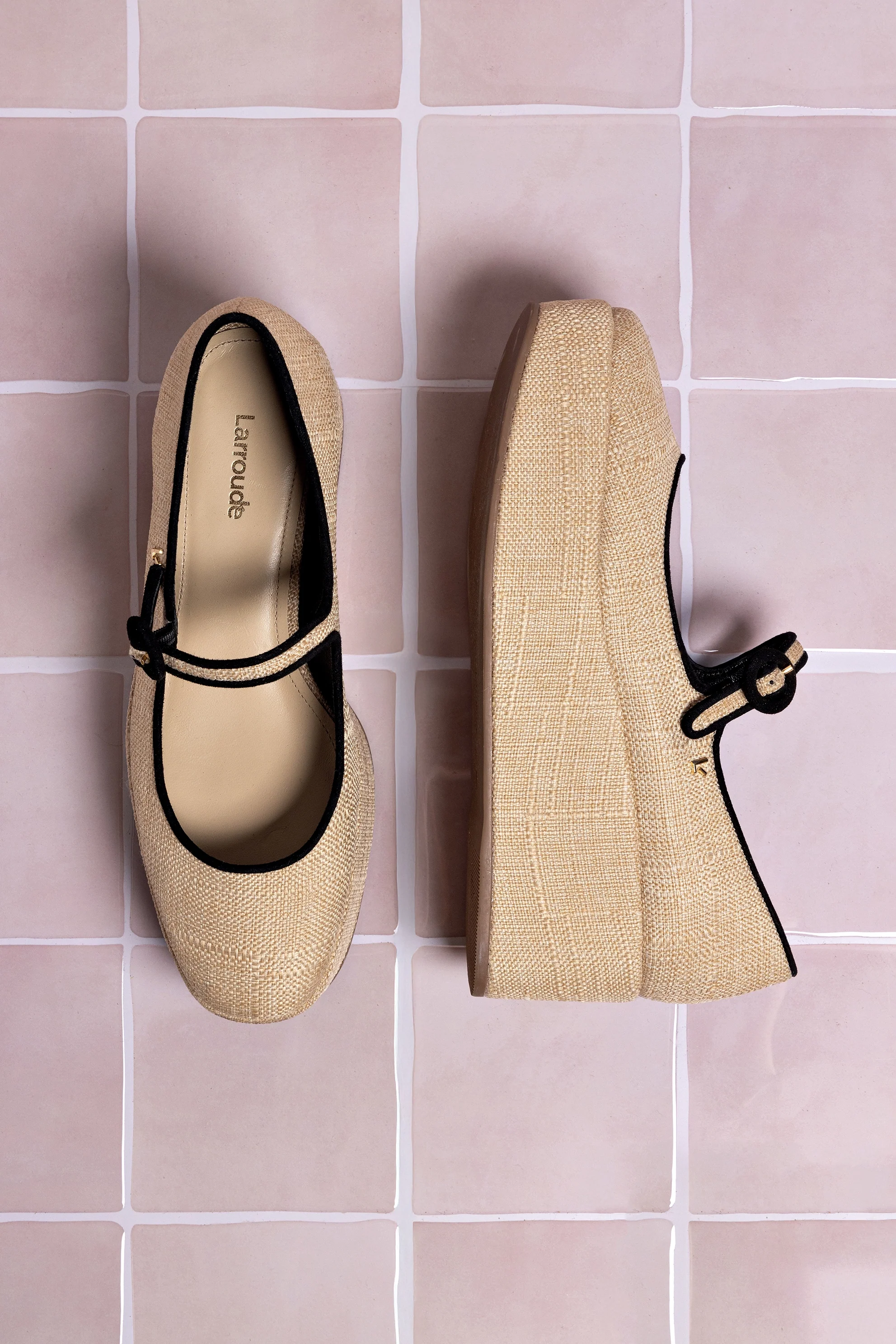 Blair Flatform In Beige Raffia