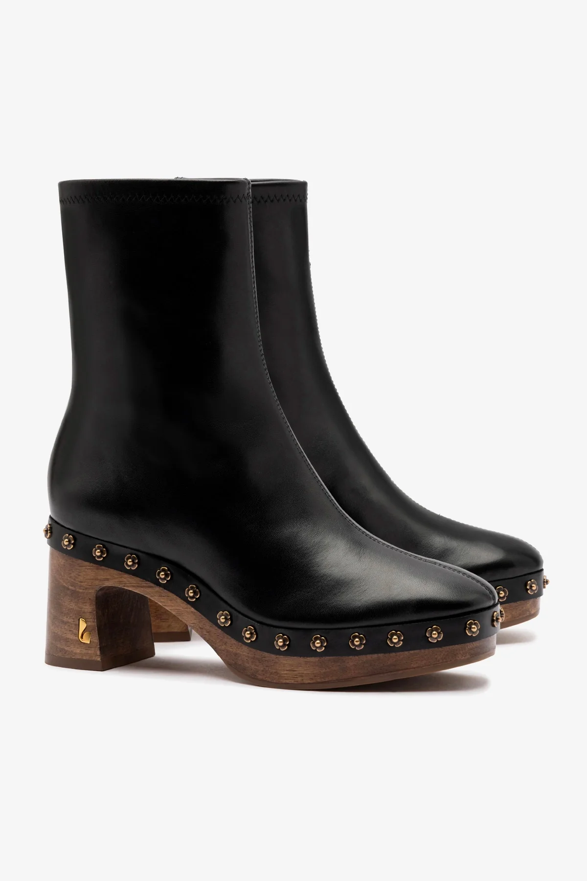 Dolly Wooden Boot Low In Black Leather