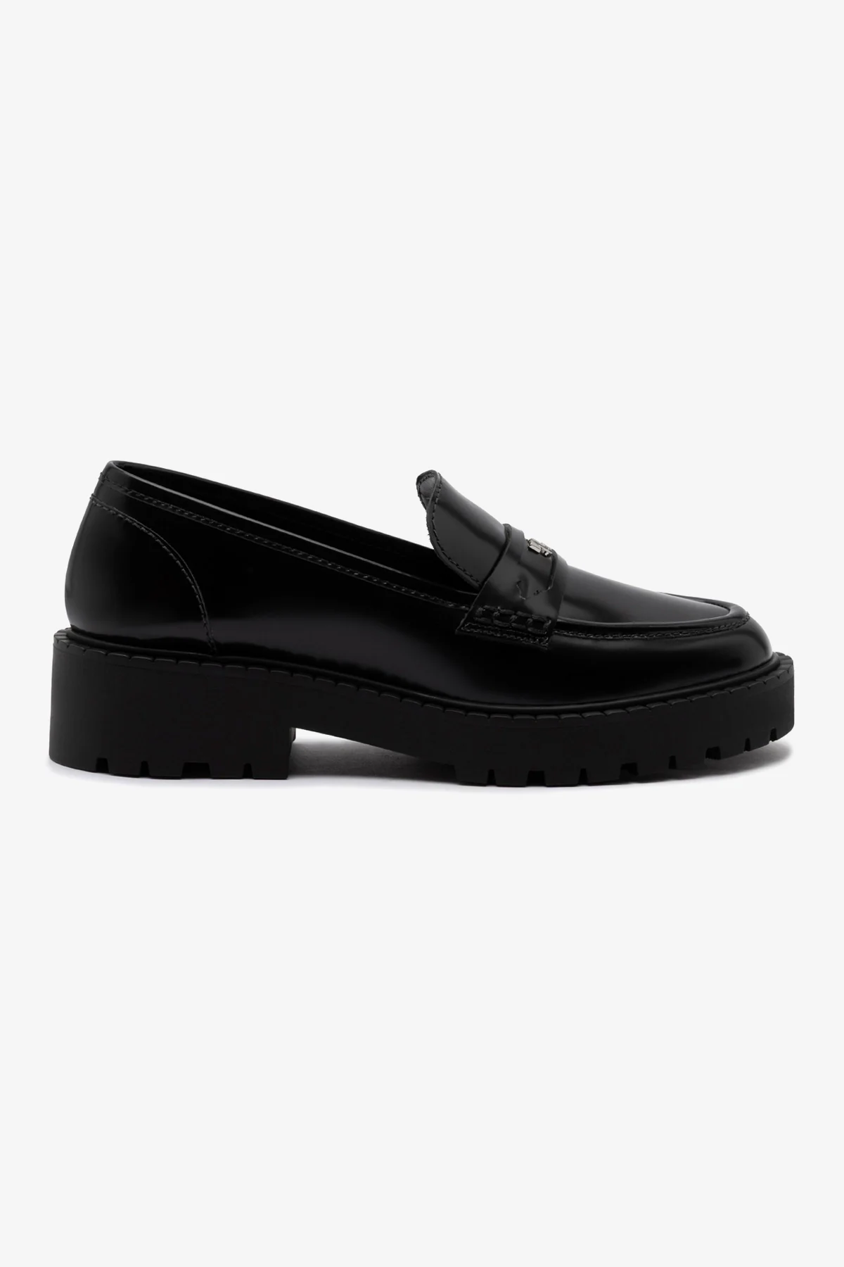 Suki Lugsole Loafer In Black Box Leather