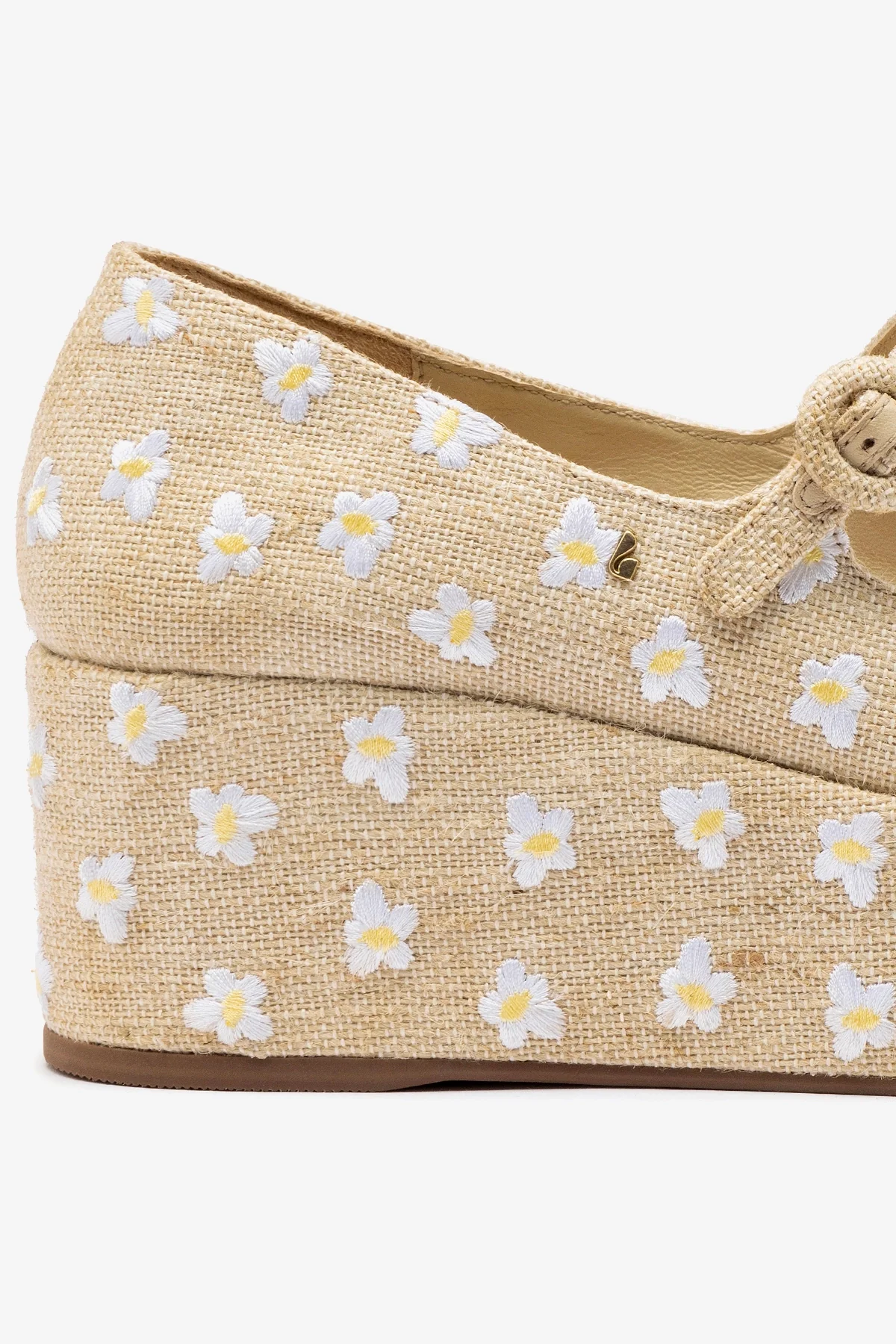 Blair Flatform In Raw Linen and Daisy Embroidery
