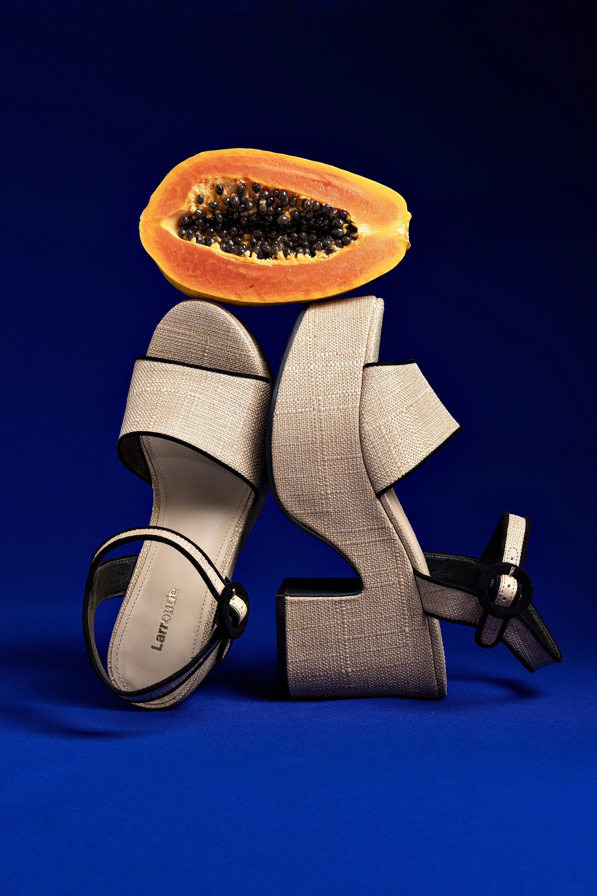 Miso Sandal In Beige Raffia and Black Trimming