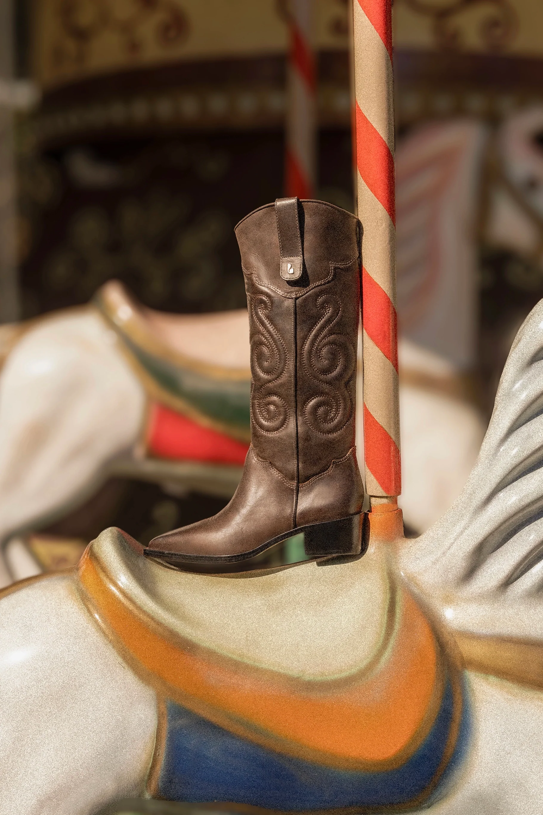 Paloma Boot In Brown Shadow Leather