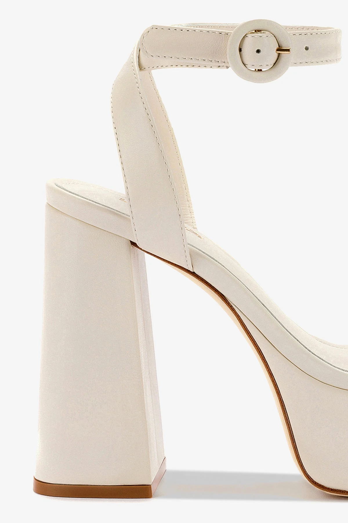Dolly Sandal In Ivory Leather