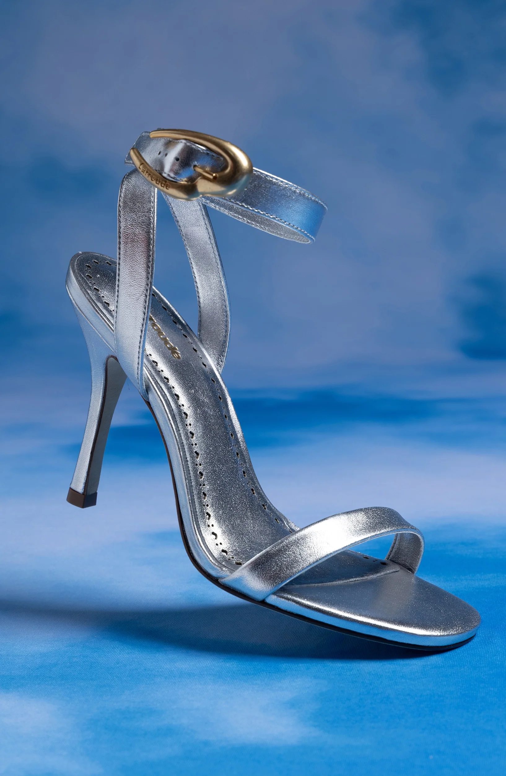 Verona Sandal In Silver Metallic Leather