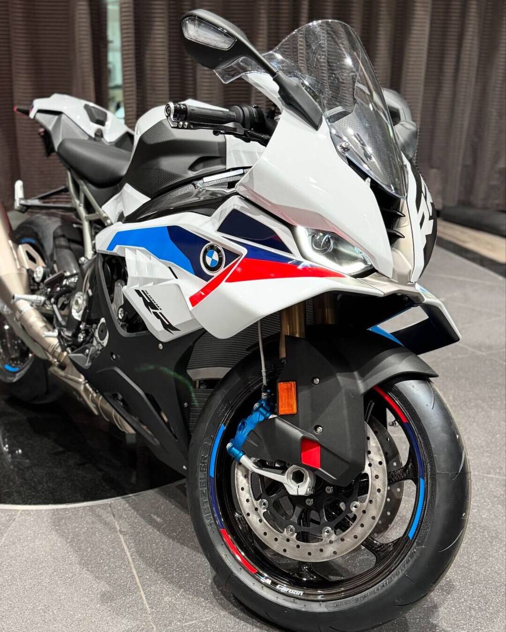2025 BMW S 1000 RR