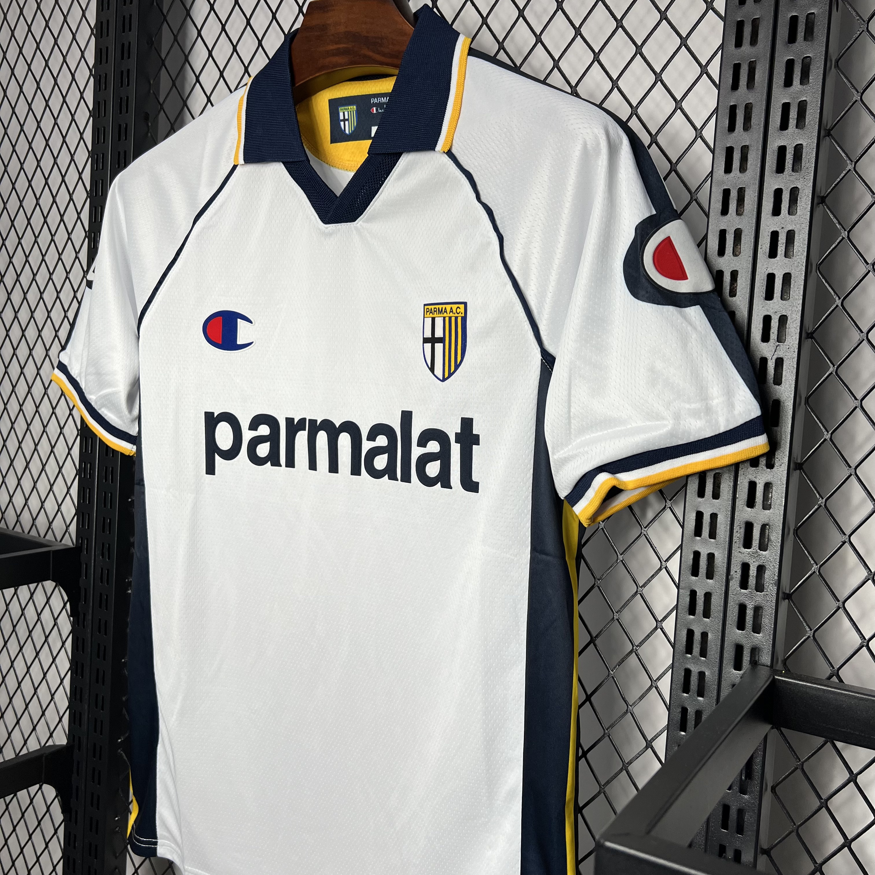Retro 03-04 Parma White  S-XXL