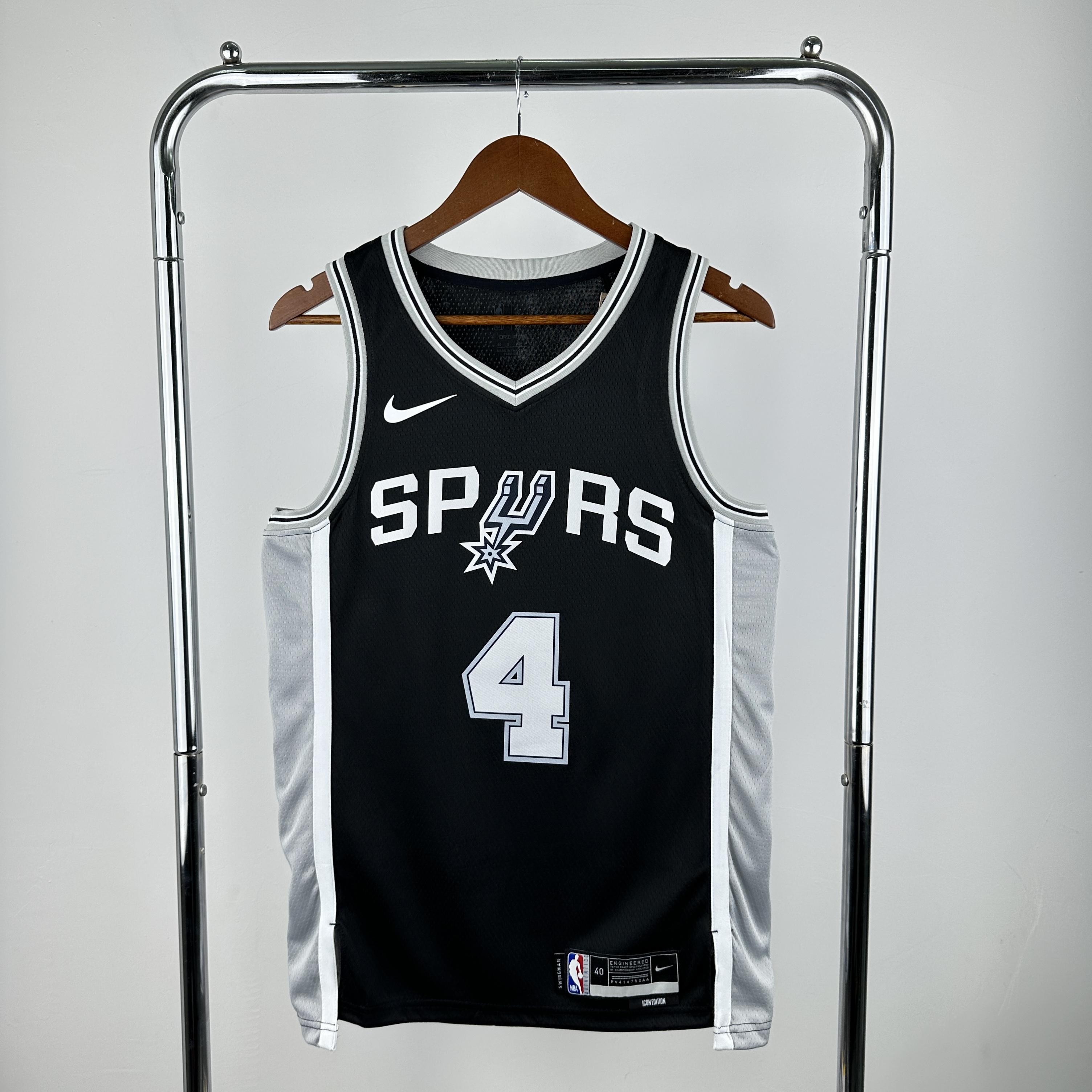 SAN ANTONIO SPURS Black  #4 FOX
