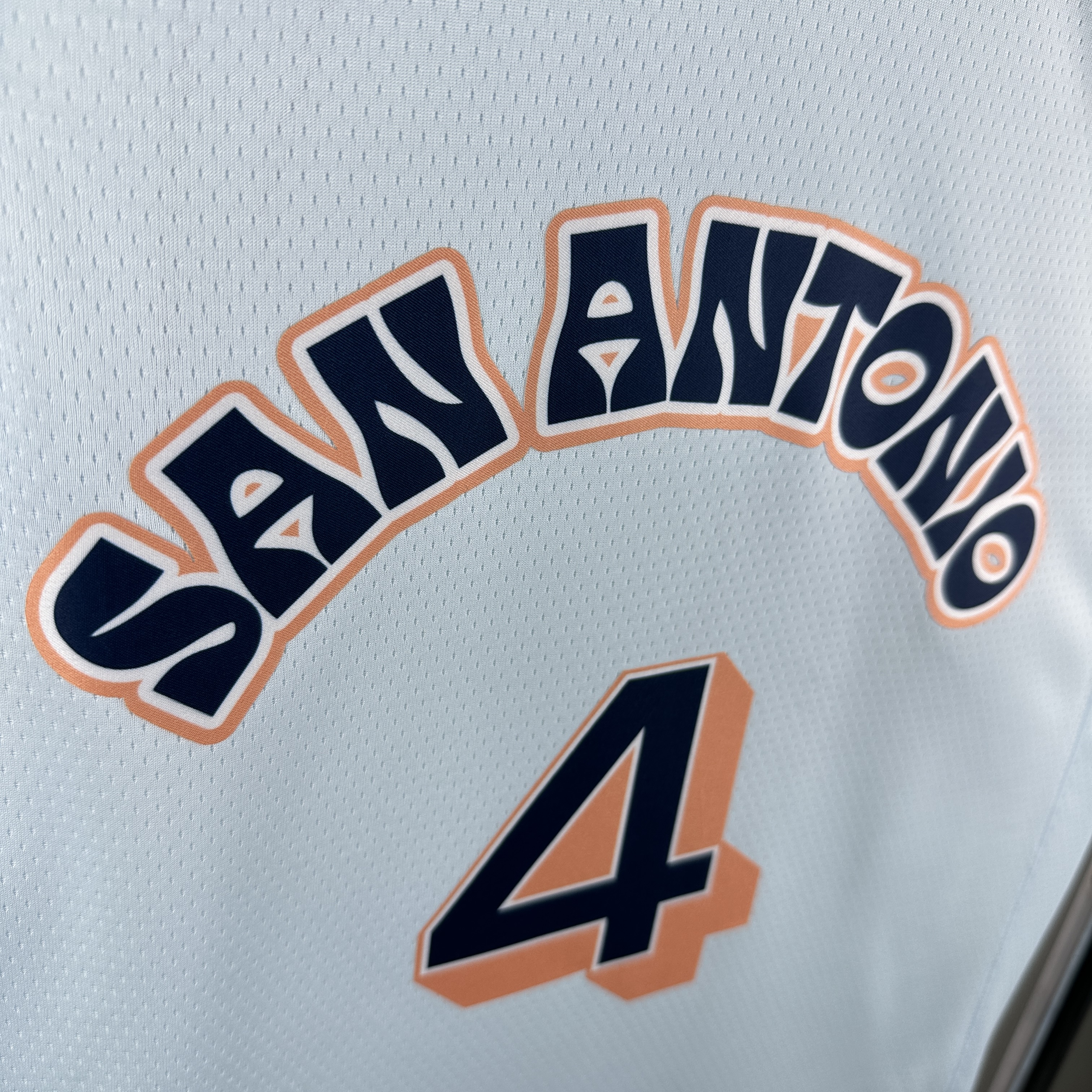 25 Season SAN ANTONIO SPURS City Edition  #4 FOX