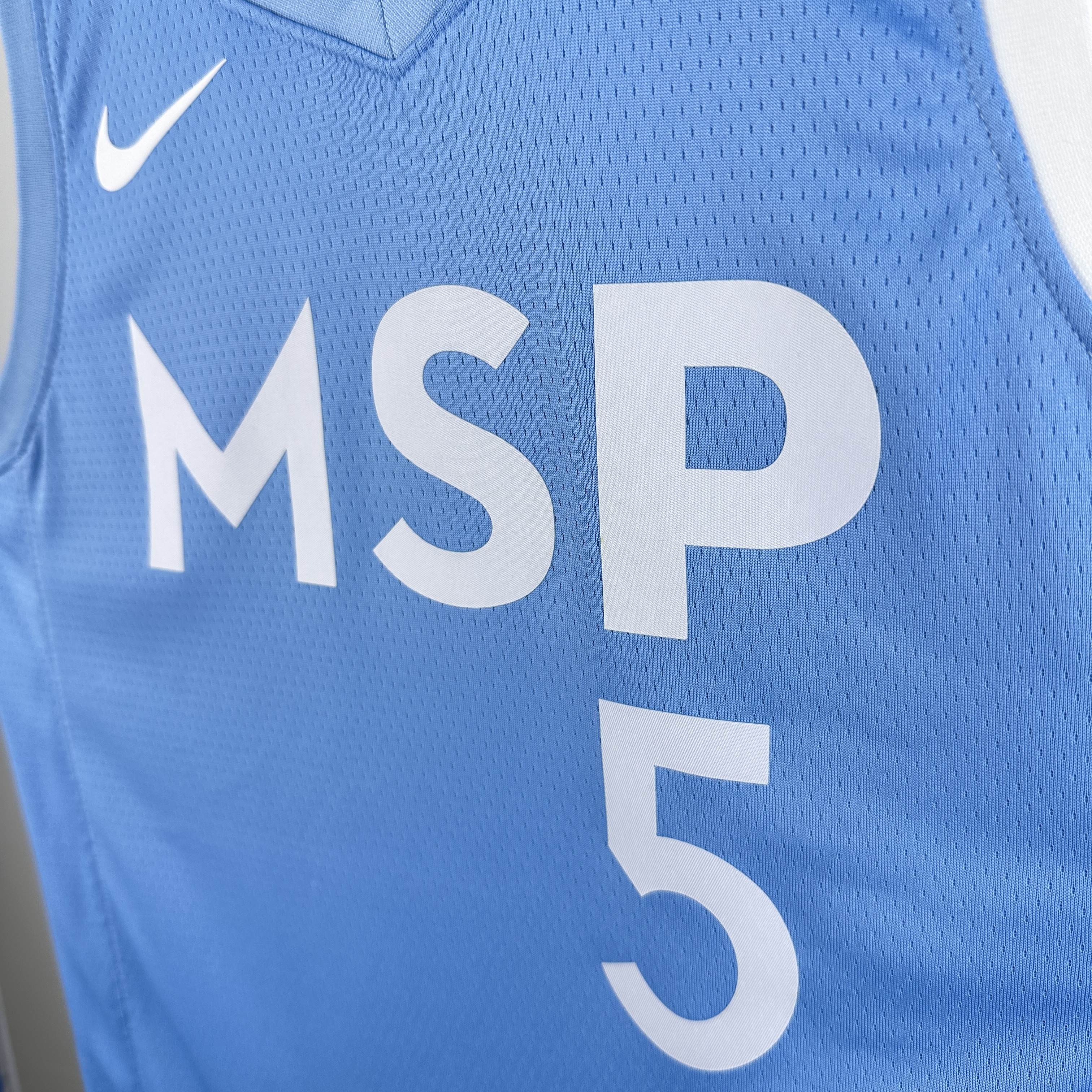 19-20 SEASON MINNESOTA TIMBERWOLVES  NO.5 EDWARDS