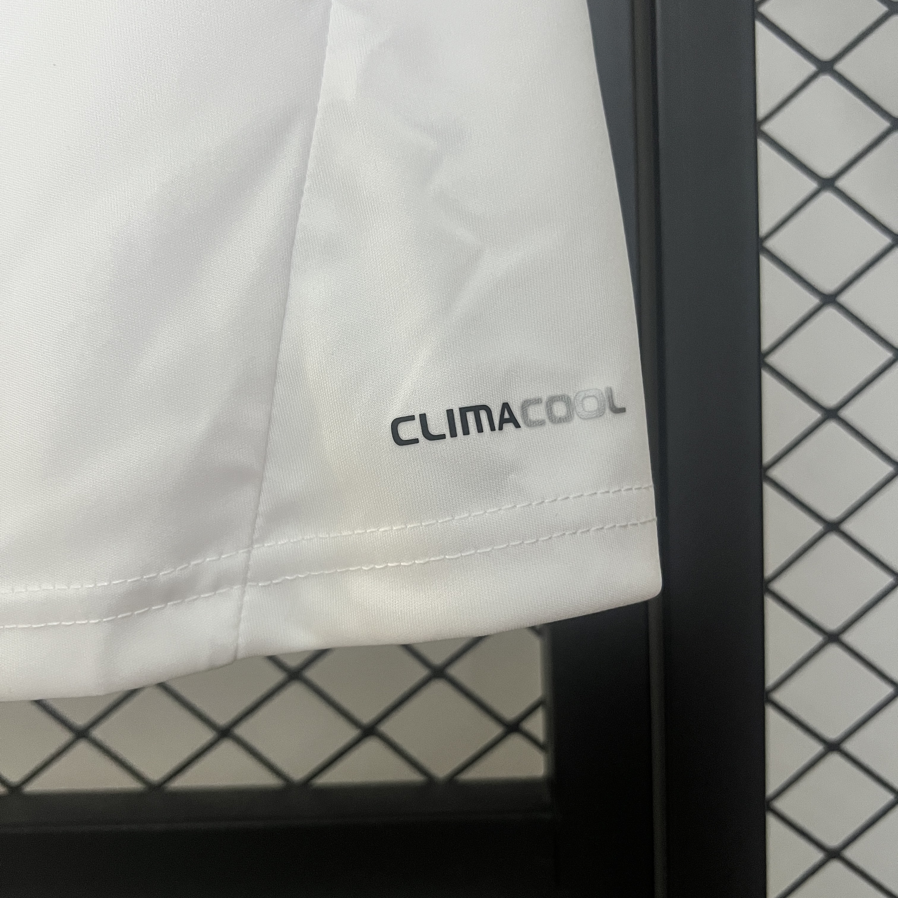 Retro Lyon 10/11 Home  S-XXL