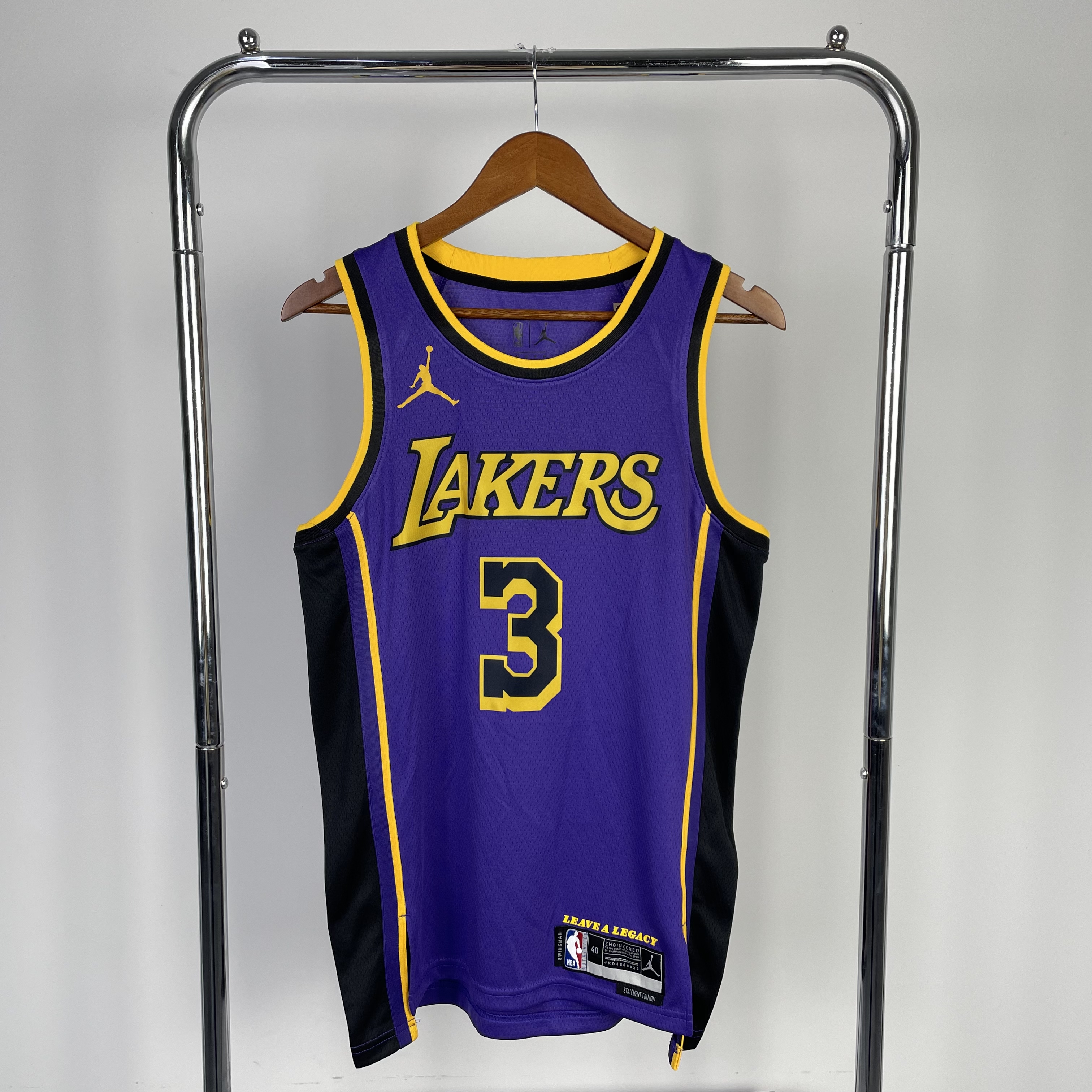 23 Season Lakers  No. 3 DAVIS