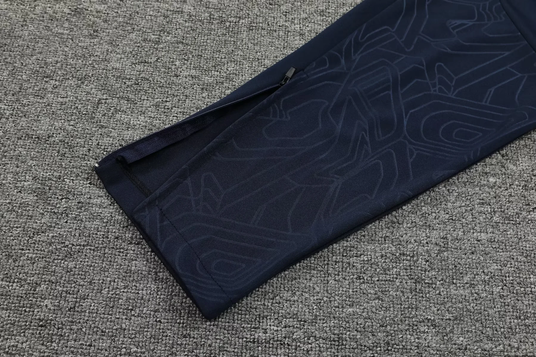 Manchester City 24/25 training SUIT