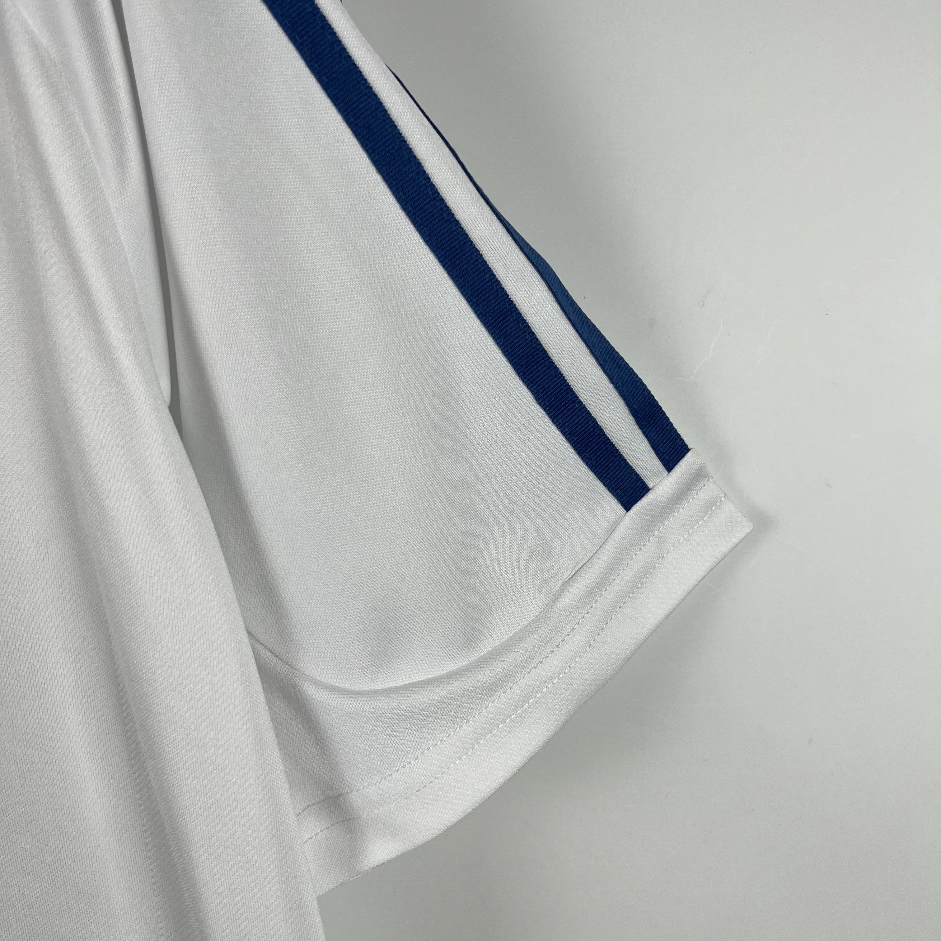 Retro  Real Mαdrid 01/02 Home White