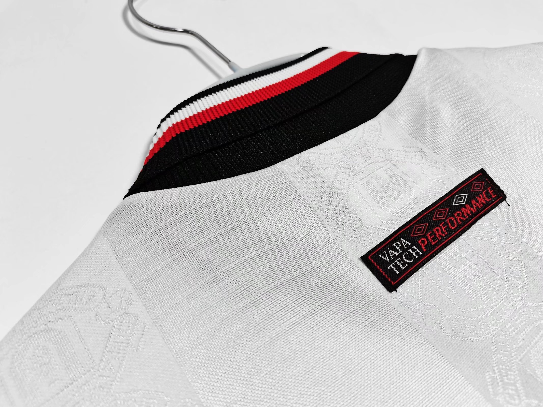 Retro Manchester United 97/99 Away -Branco