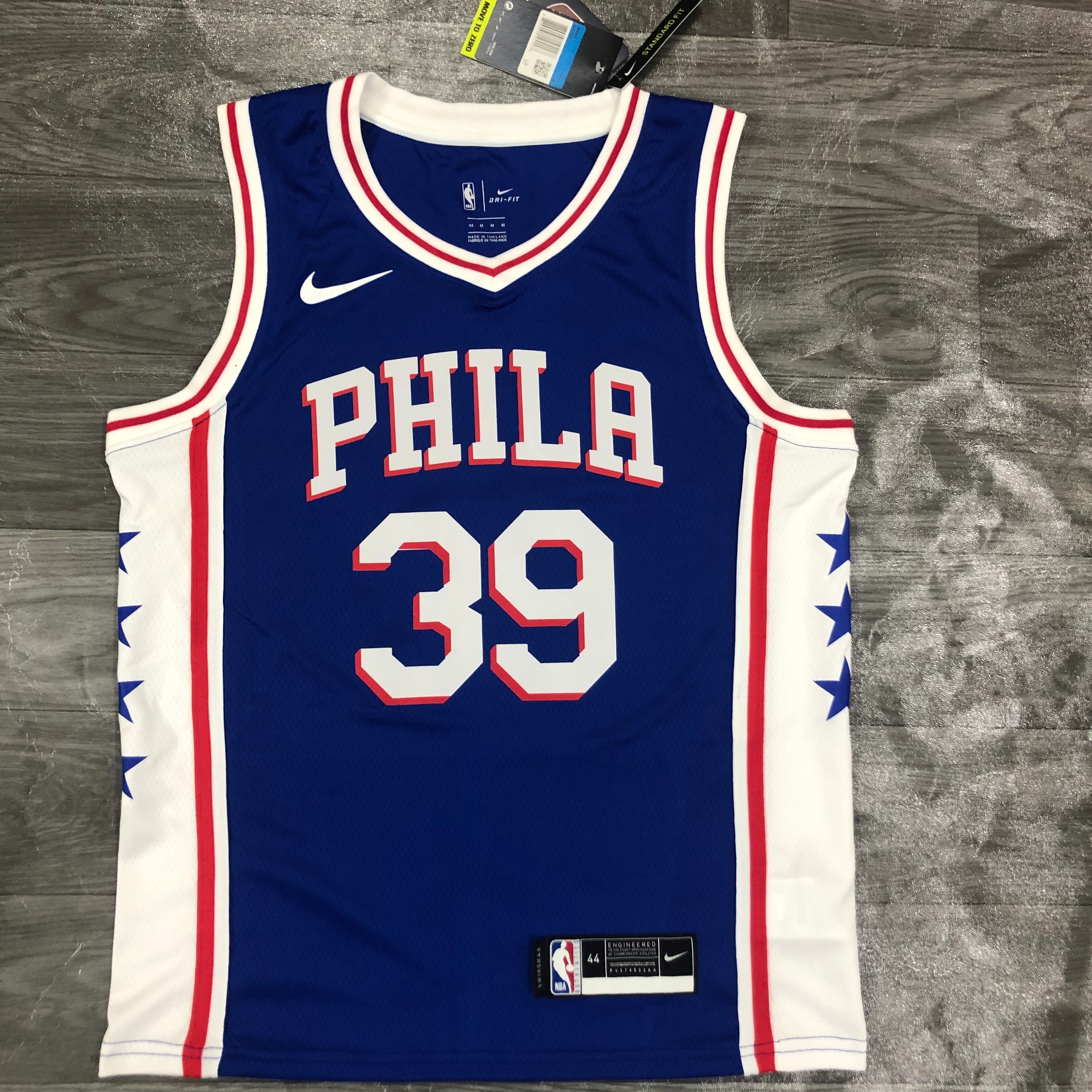 Philadelphia 76ers Blue V  #39
