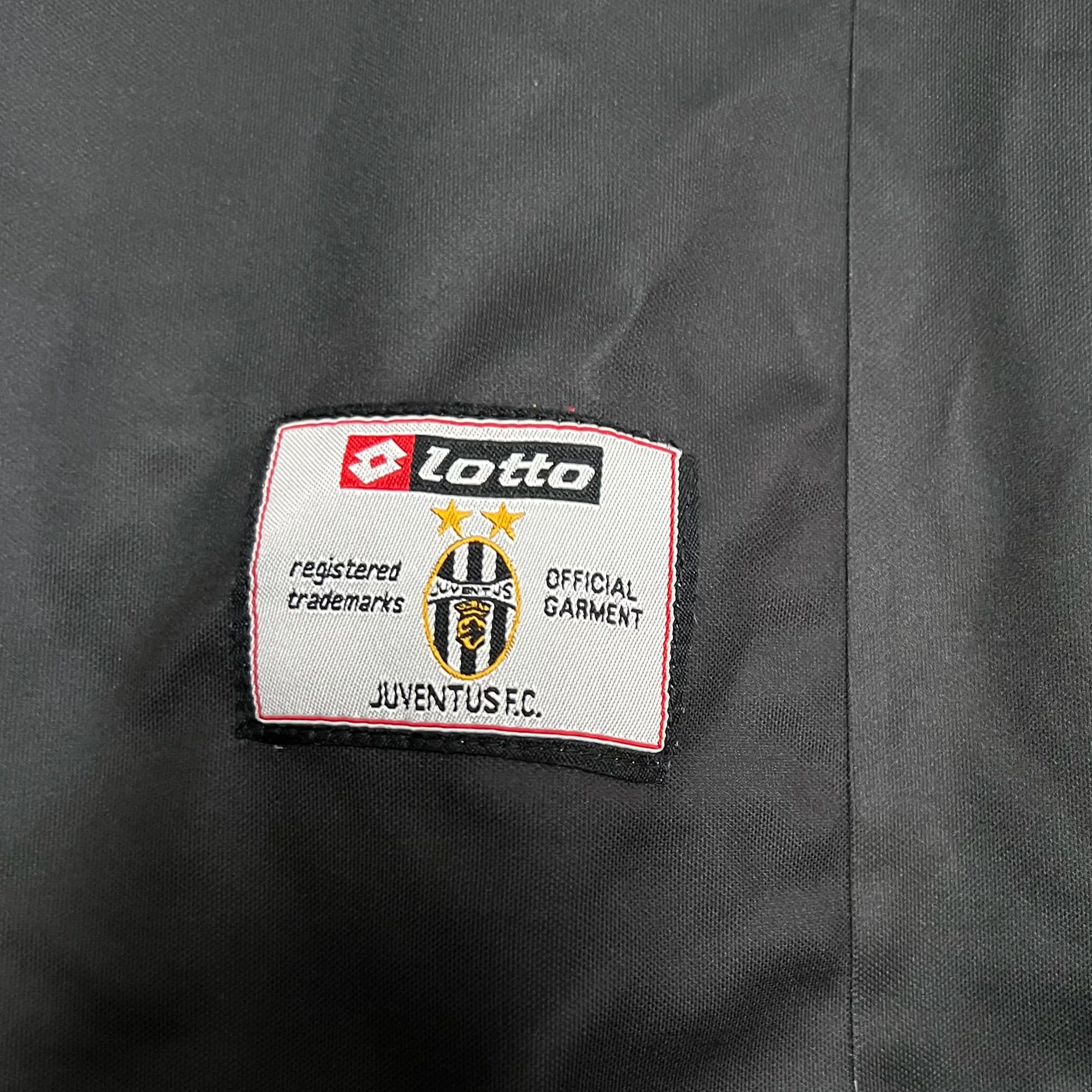 Retro  Juventus 2001/02 Away Black