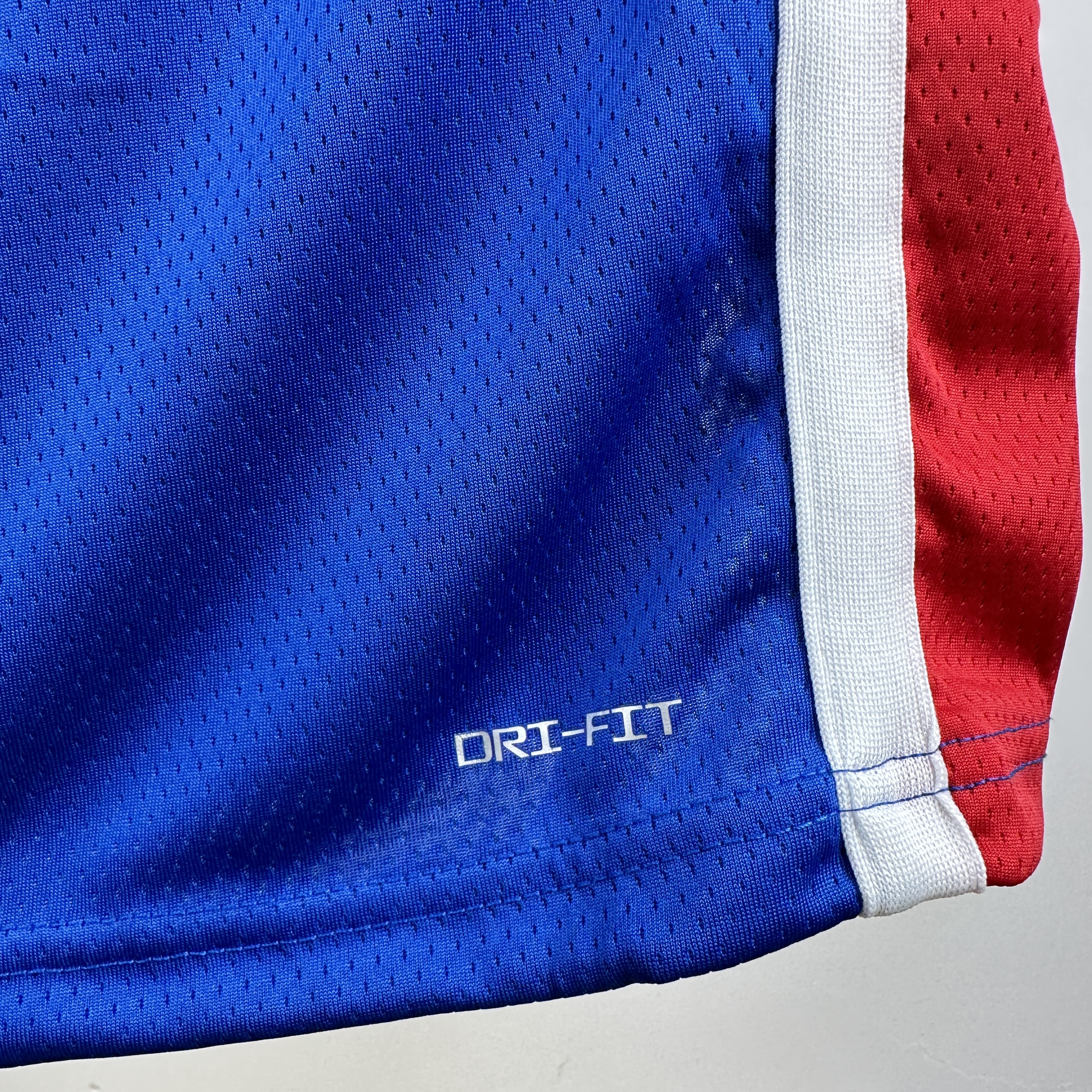 25 SEASON SACRAMENTO KINGS CITY  #8 Lavine