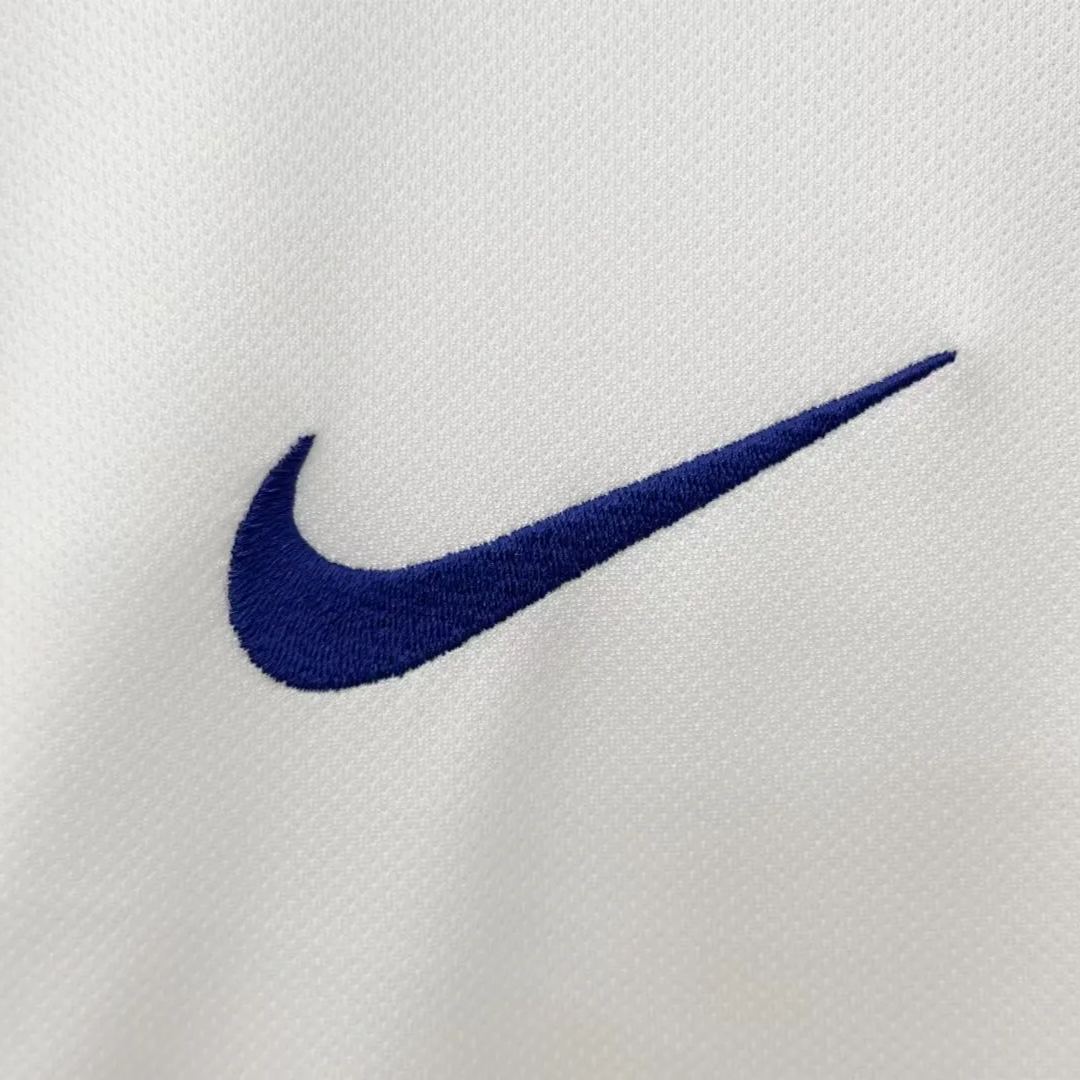 Retro  Italy 1996 Away White with badges