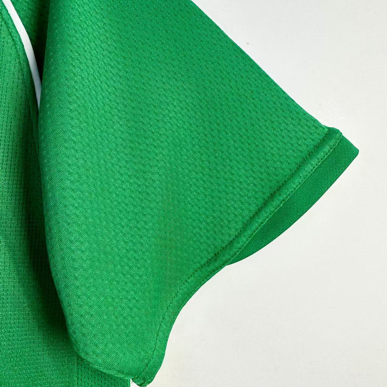 Retro Man United 07/08 Goalkeeper Green