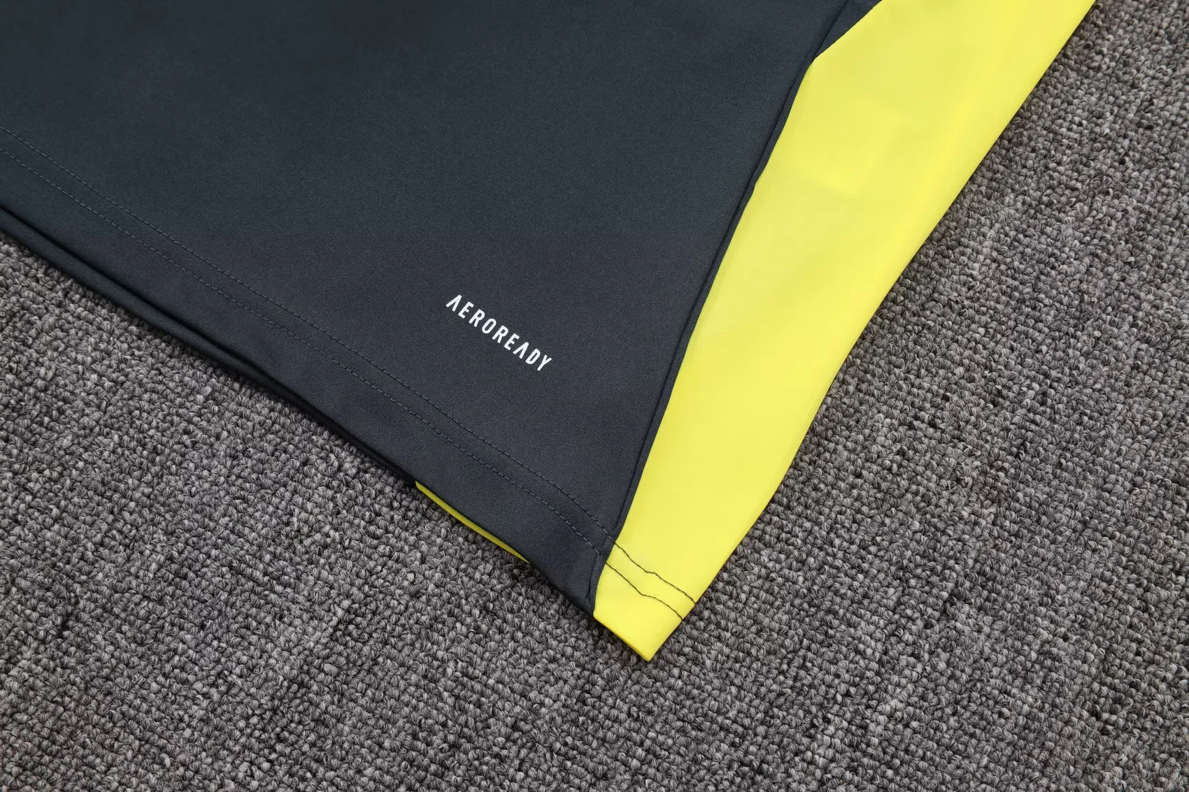 Real Mαdrid Sleeveless training suit D2597