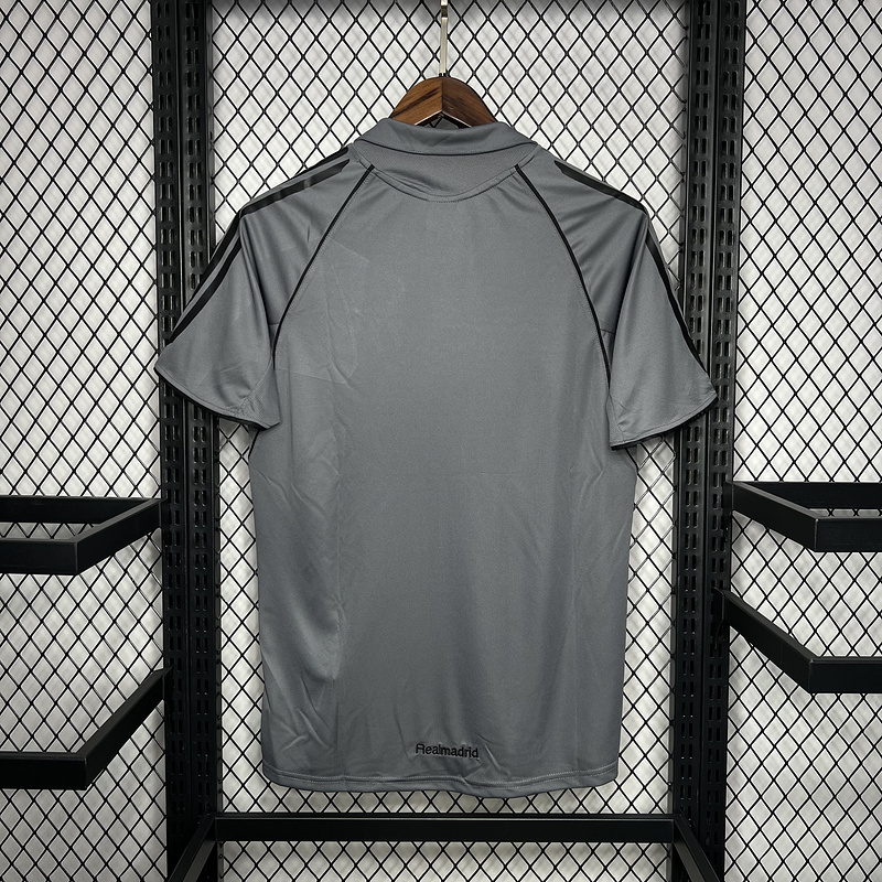 Retro Real Mαdrid 2005/06 Third