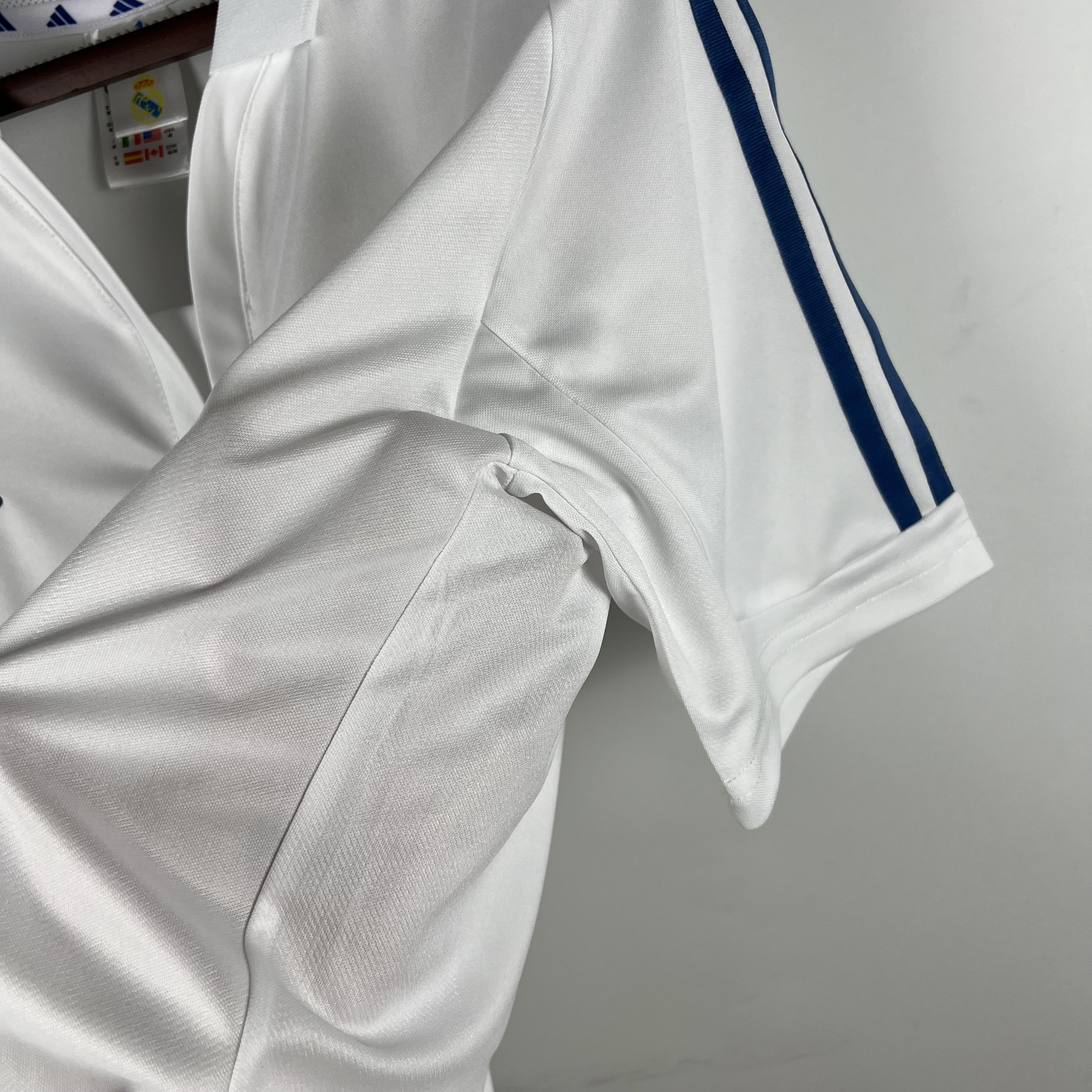 Retro  Real Mαdrid 01/02 Home White