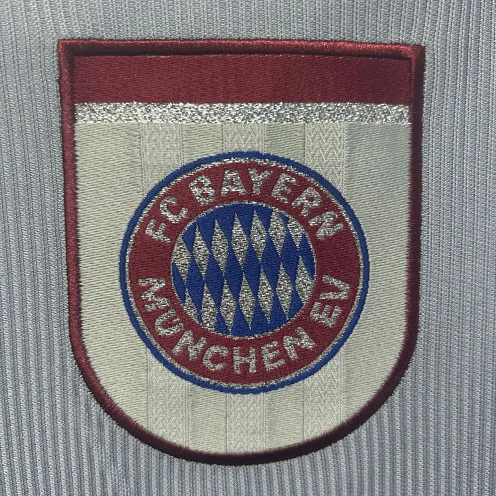 Retro 1998-99 Bayern Munich Away