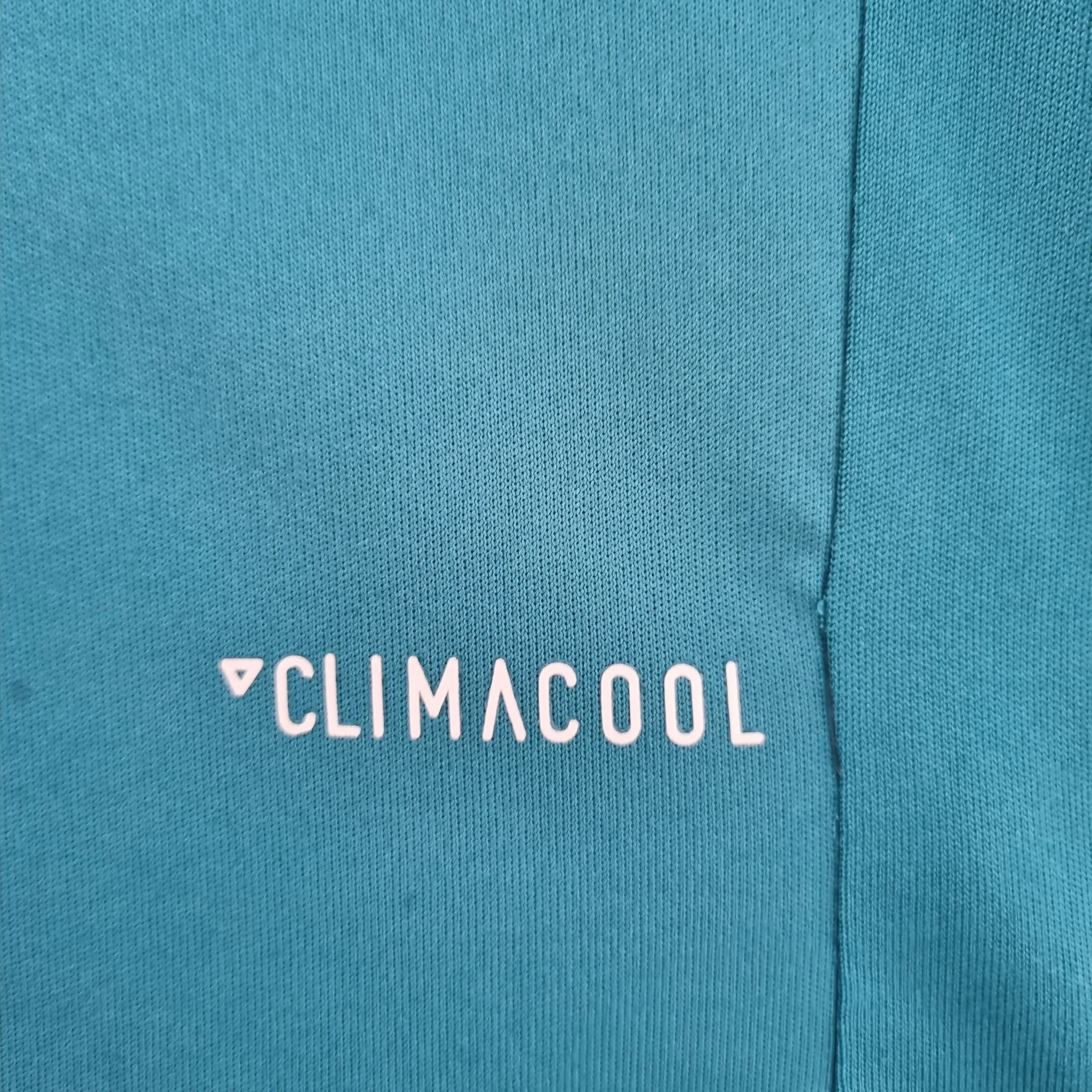 Retro  Real Mαdrid 17/18 Third