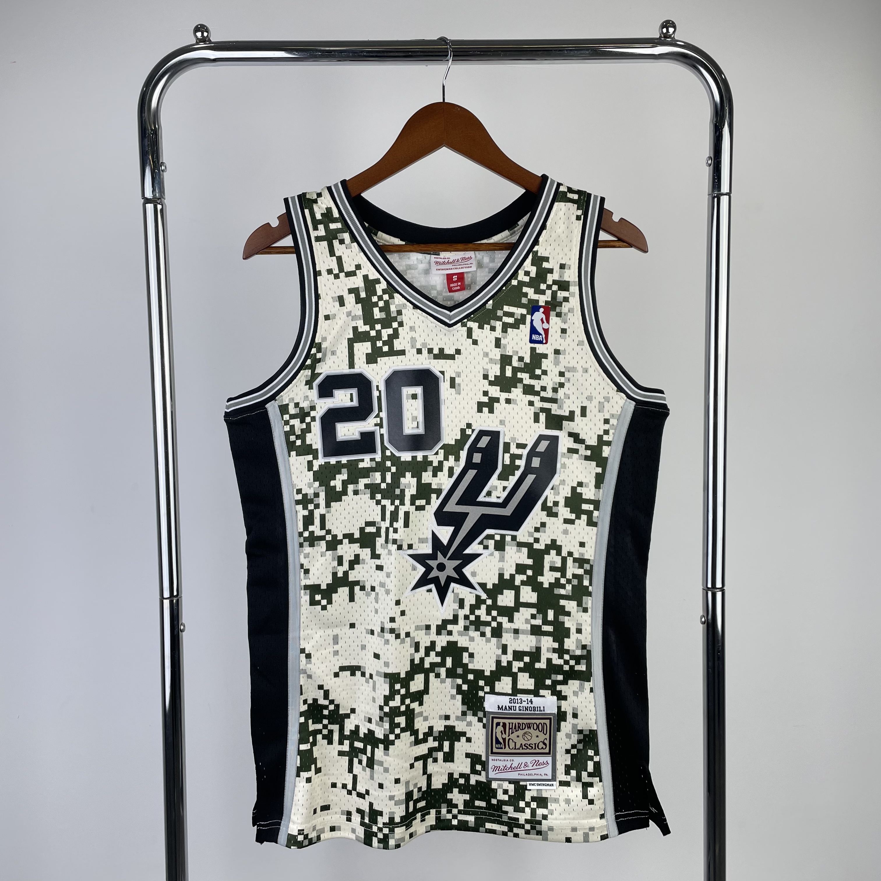 MN Heat Press Retro: San Antonio Spurs 13/14 Season #20