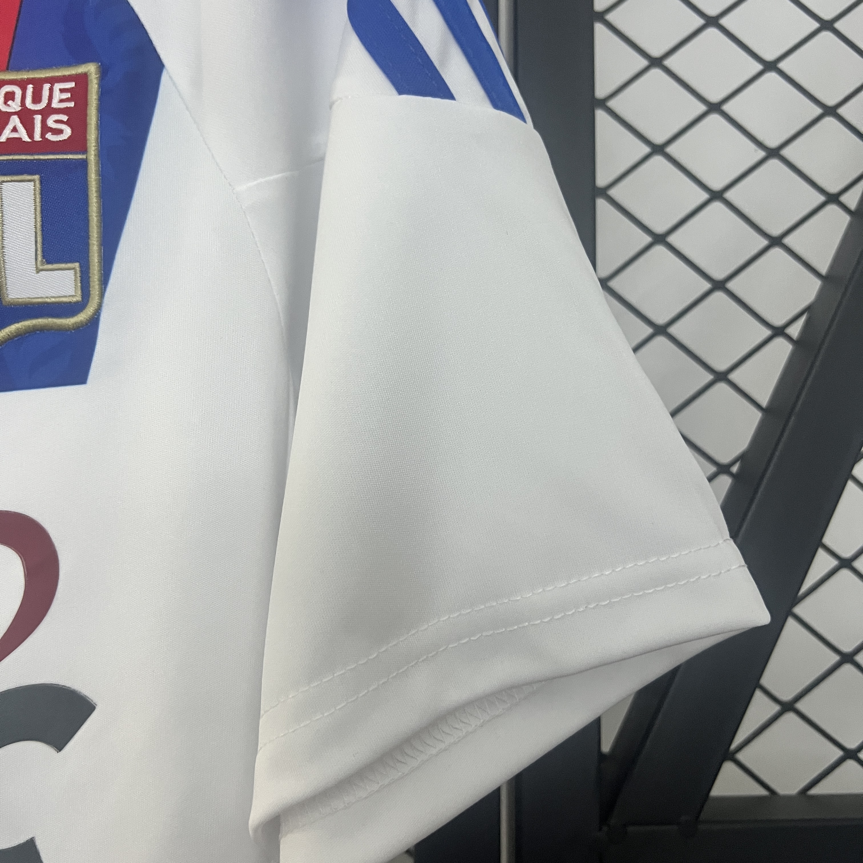 Retro Lyon 10/11 Home  S-XXL