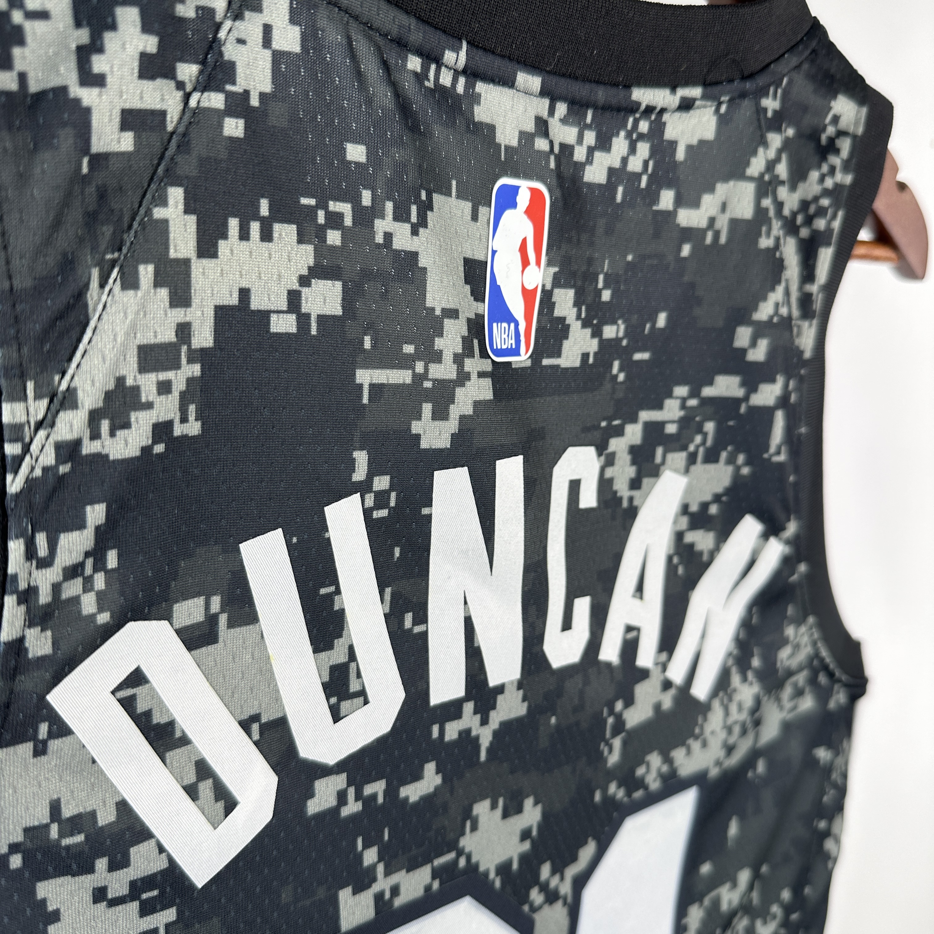 SAN ANTONIO SPURS CAMO  #21 DUNCAN