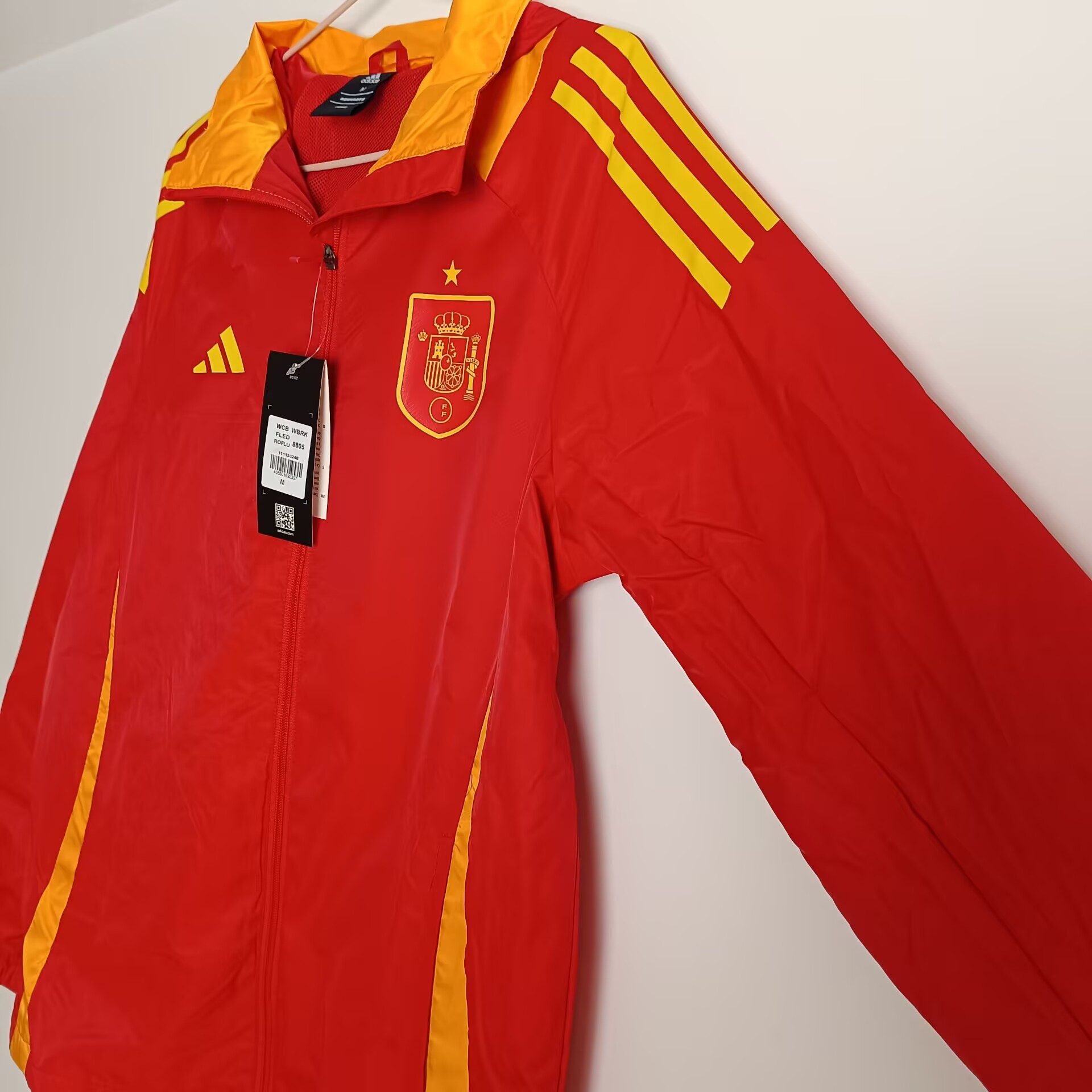 Spain Red windbreaker
