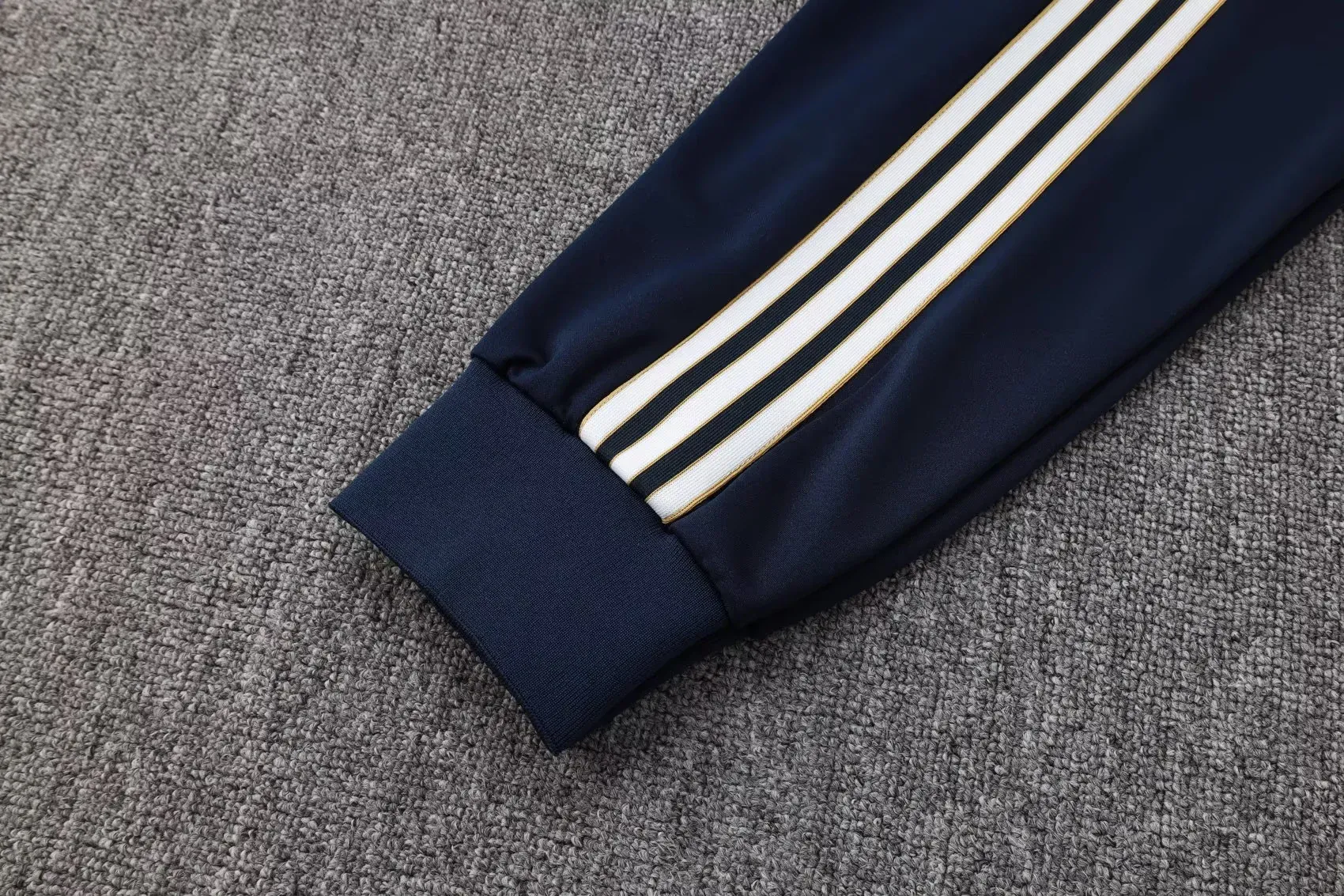 Adult/ Kids Juventus Full Zipper Training Suit A2505