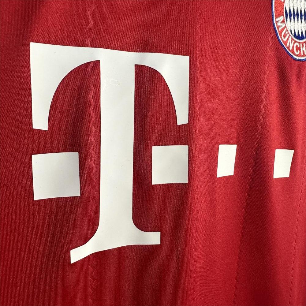 Retro Bayern Munich 12/13 home S-XXL