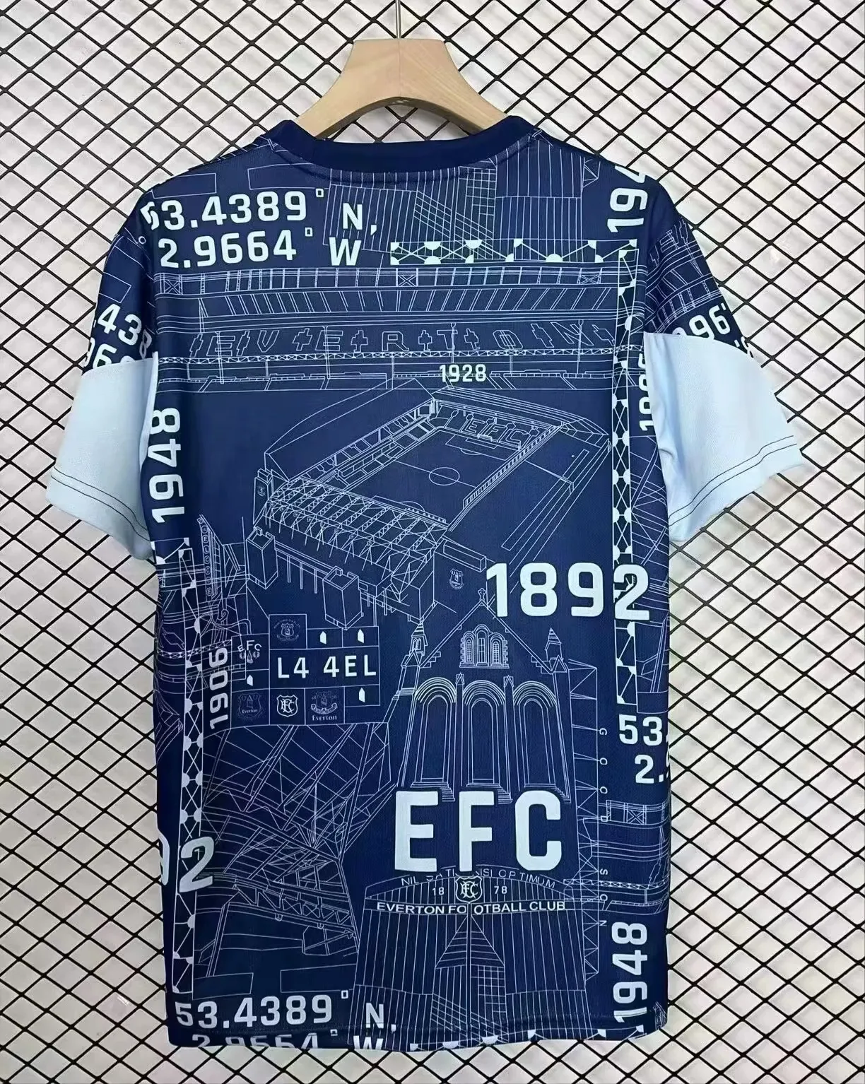Everton Y25/26 Training kit