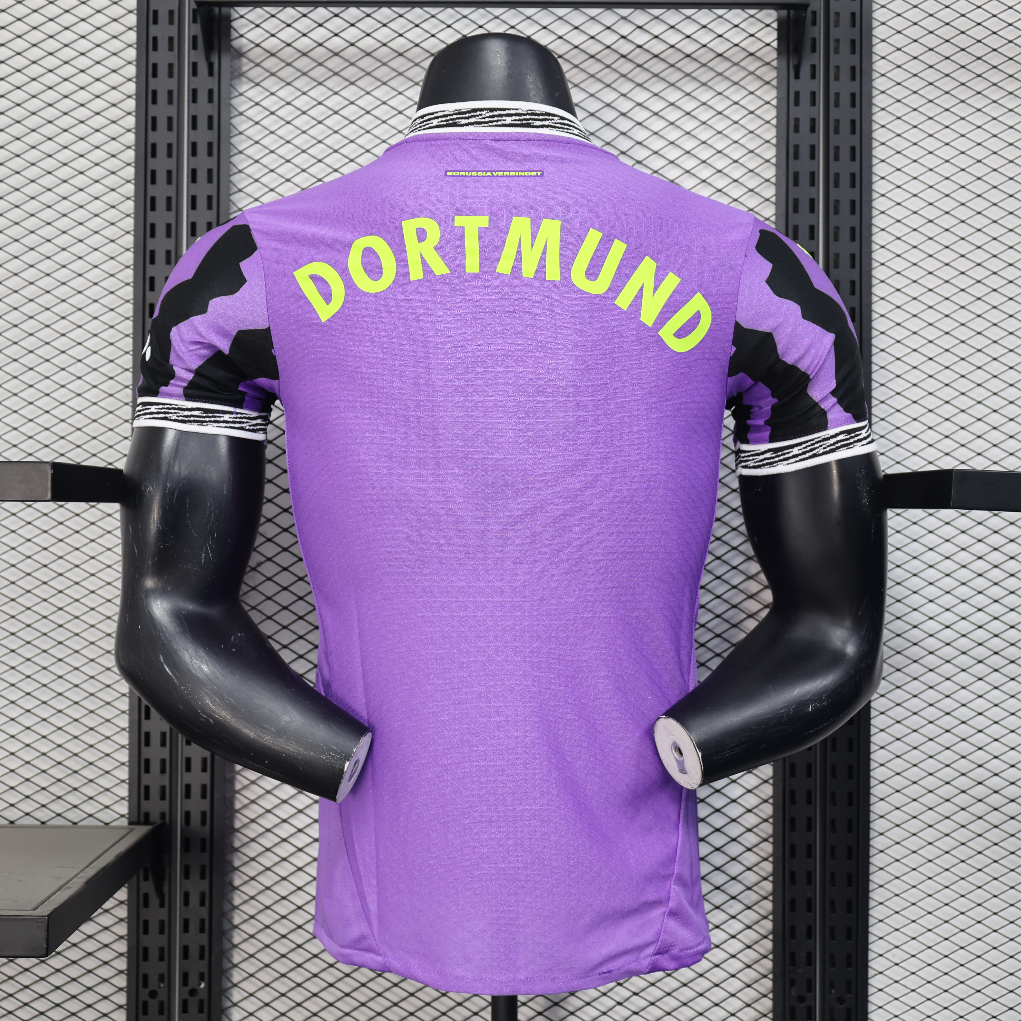 Player Version Borussia Dortmund 25/26 Goalkeeper Purple Shirt S-XXL