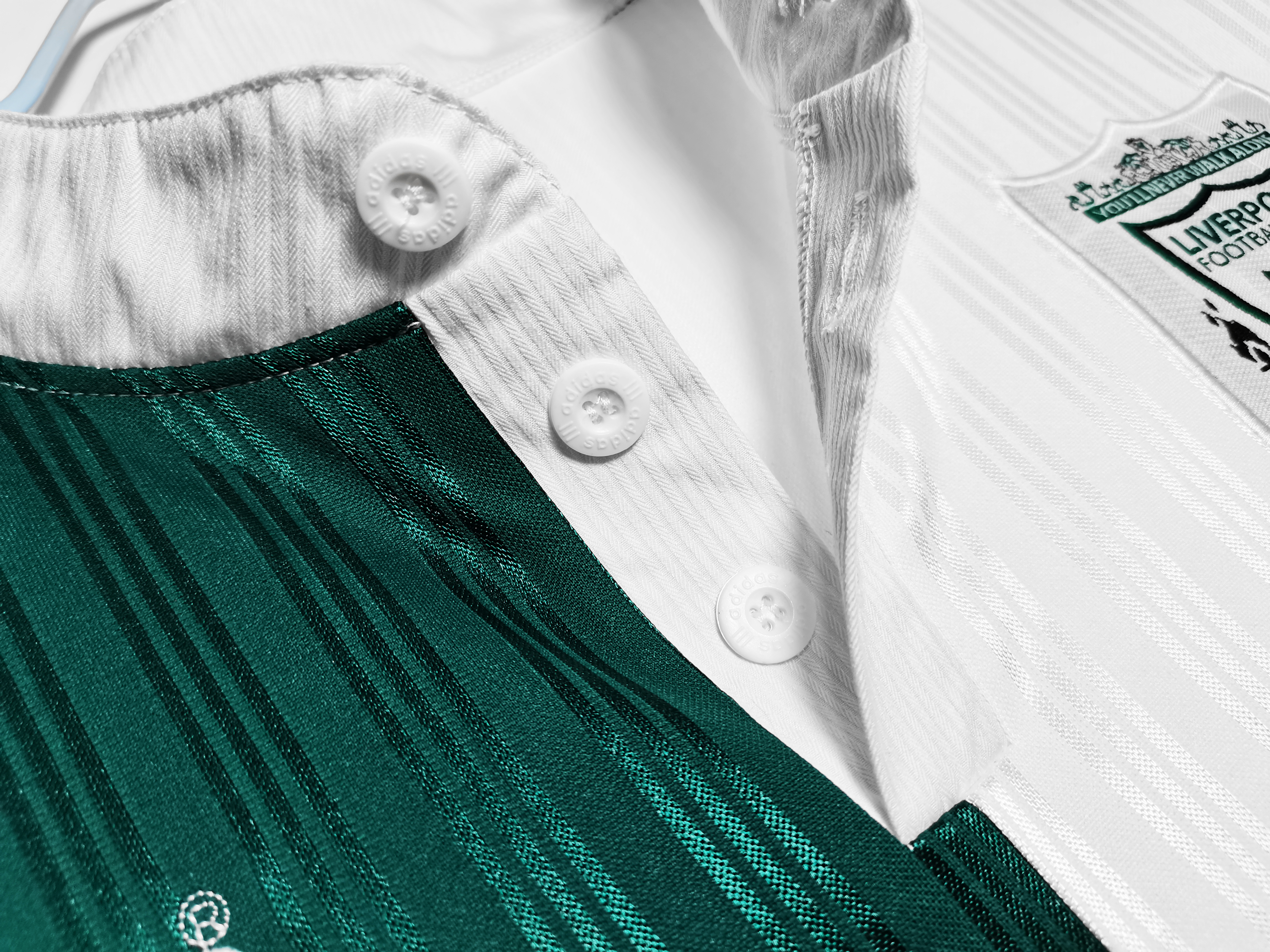 Retro LVP 1995-96 Away