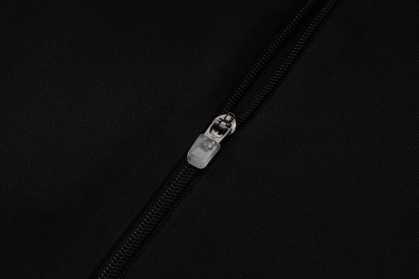 SC Internacional half zipper training suit B995