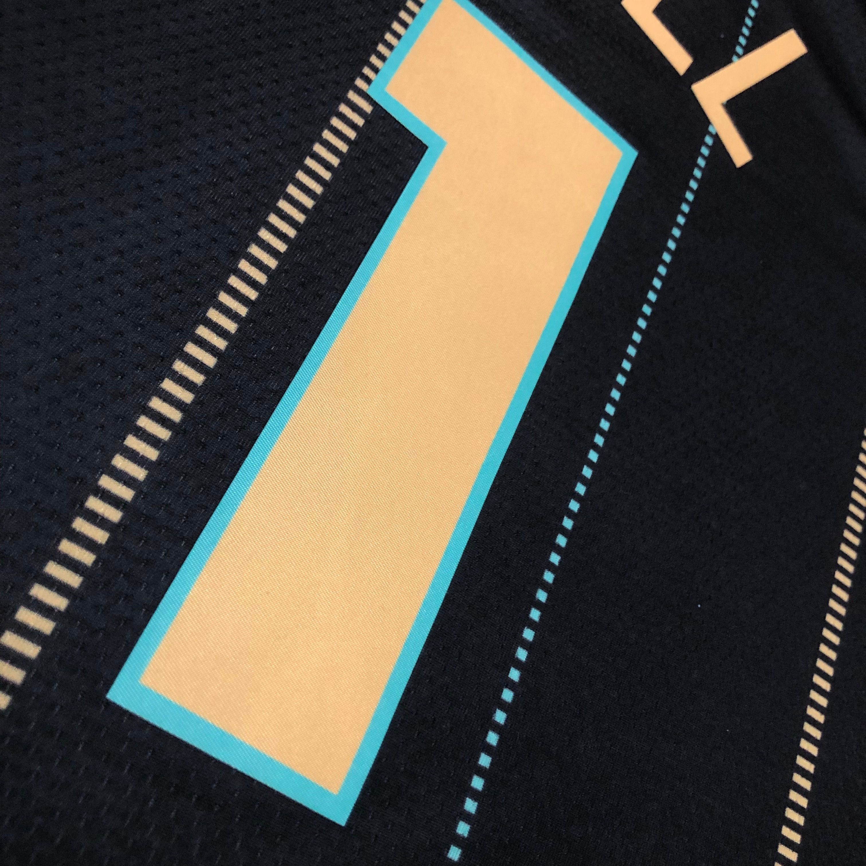 23 Season Hornets City Edition No.1 Ball