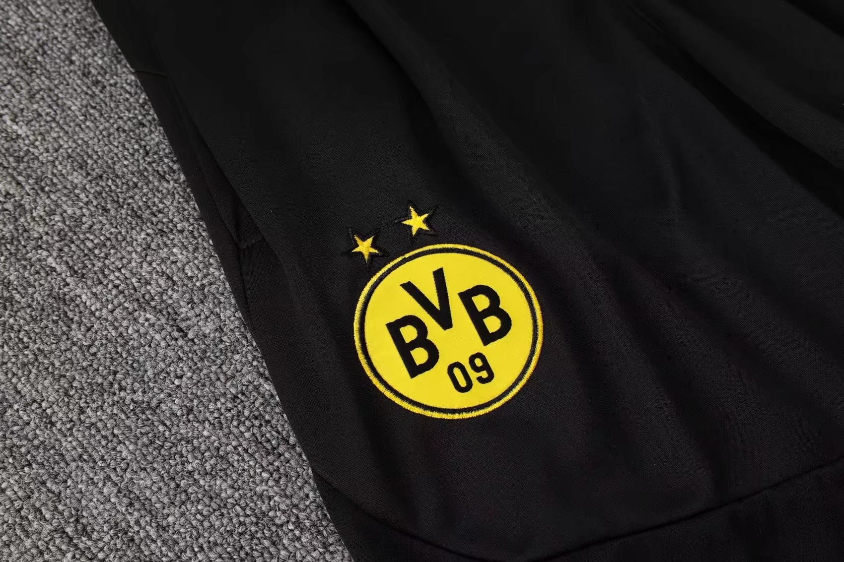 Dortmund Sleeveless training suit