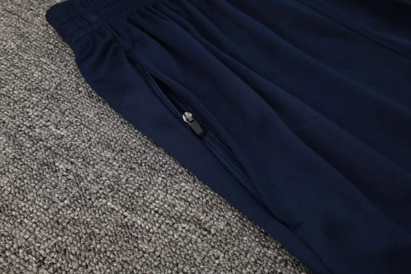 Barcelona Sleevesless Training Suit D2505