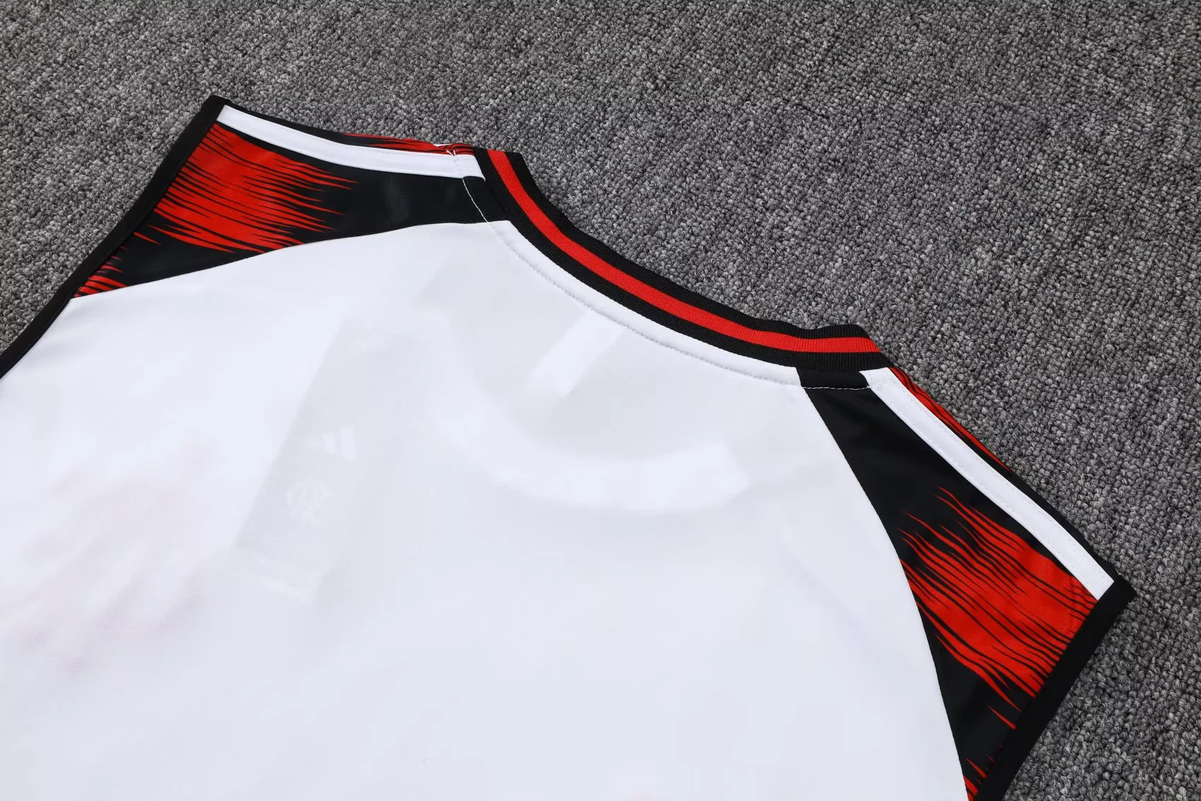 2526 Flamengo Sleevesless Training Suit D2560