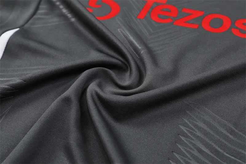 Adult / Kids Manchester United 24/25 training SUIT