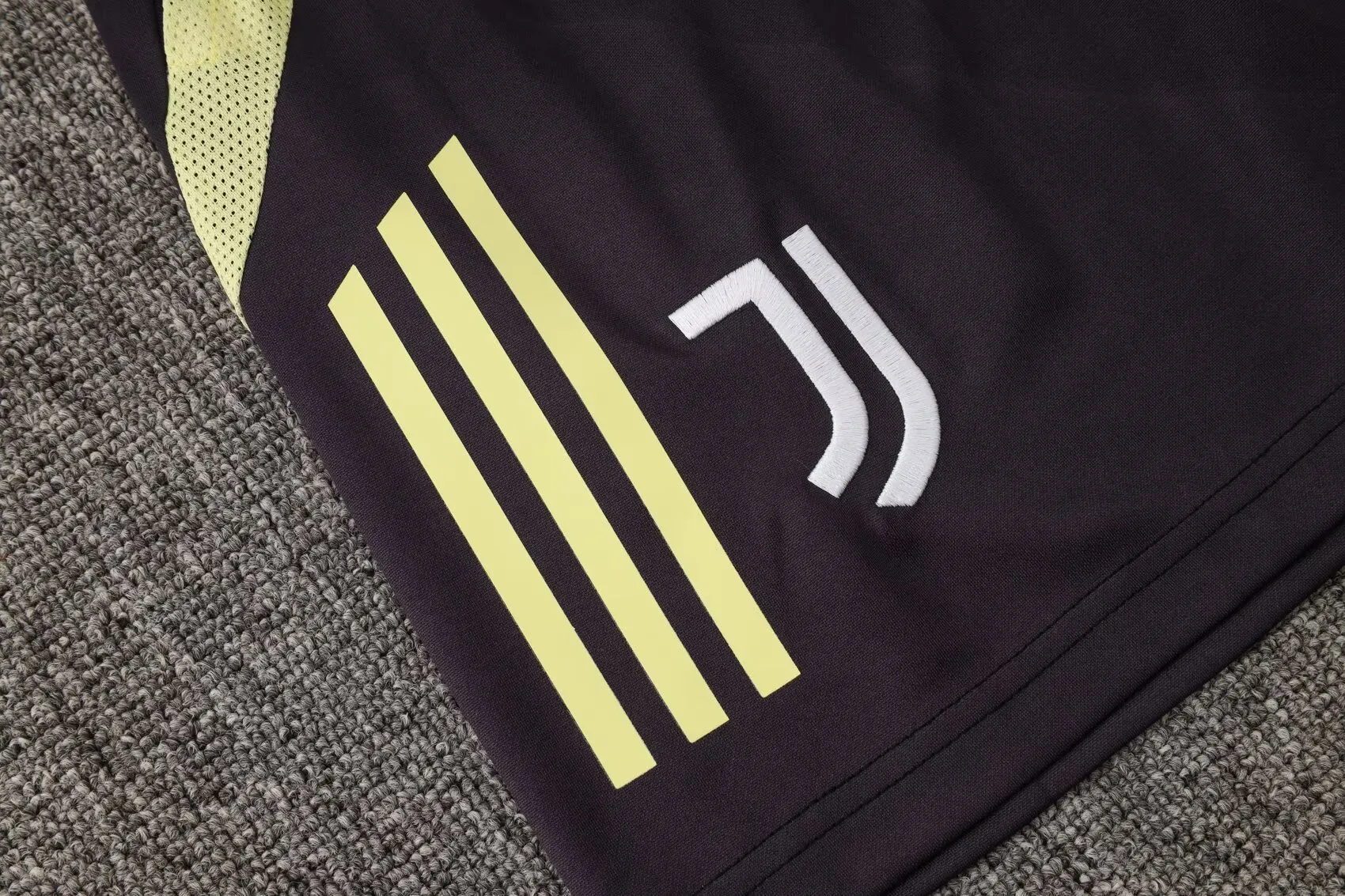 Juventus Short Sleeves Training Suit D1284